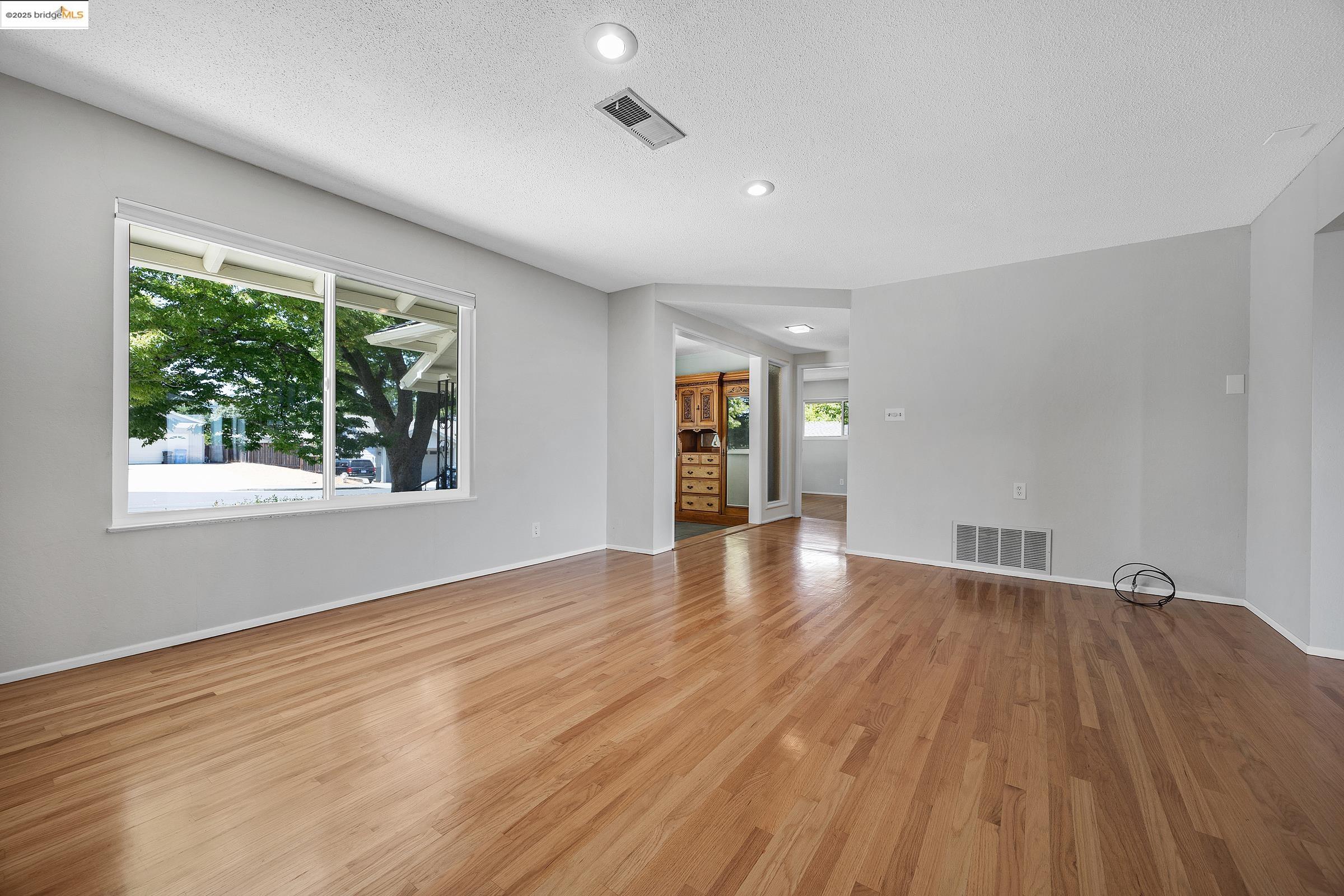 Detail Gallery Image 14 of 50 For Encanto, Walnut Creek,  CA 94597 - 3 Beds | 2 Baths
