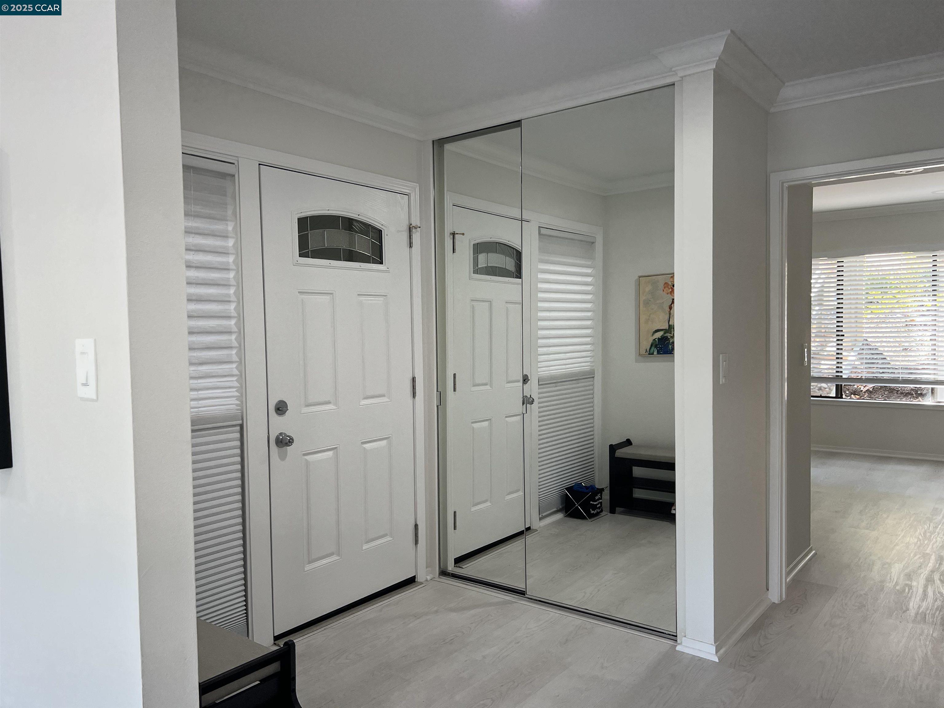 Detail Gallery Image 3 of 18 For 1443 Rockledge Ln #6,  Walnut Creek,  CA 94595 - 2 Beds | 1 Baths