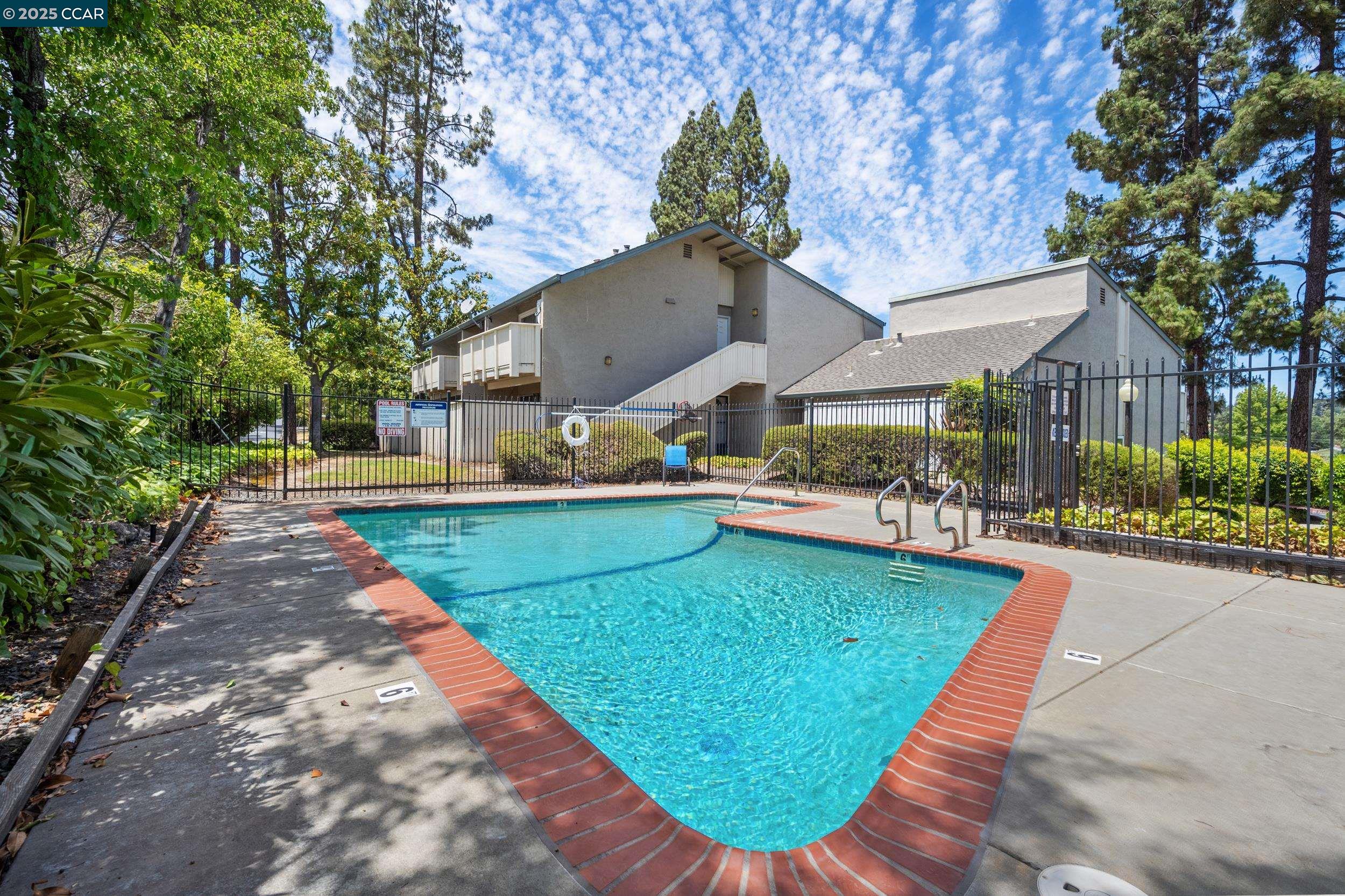 Photo #27: 41103841 Listing: Photo #27