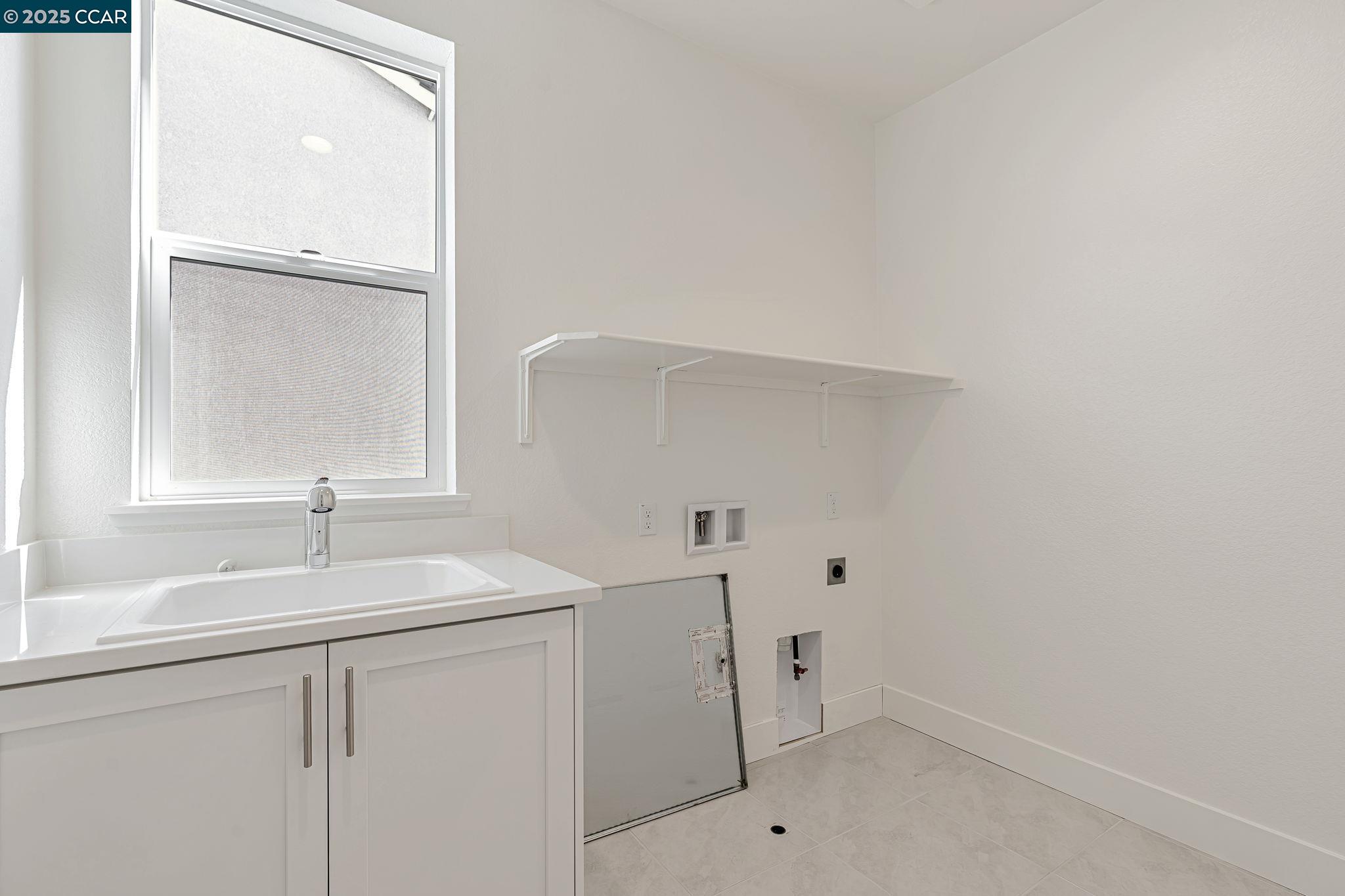 Detail Gallery Image 46 of 51 For 16166 Poulson Street, Lathrop,  CA 95330 - 4 Beds | 3/1 Baths