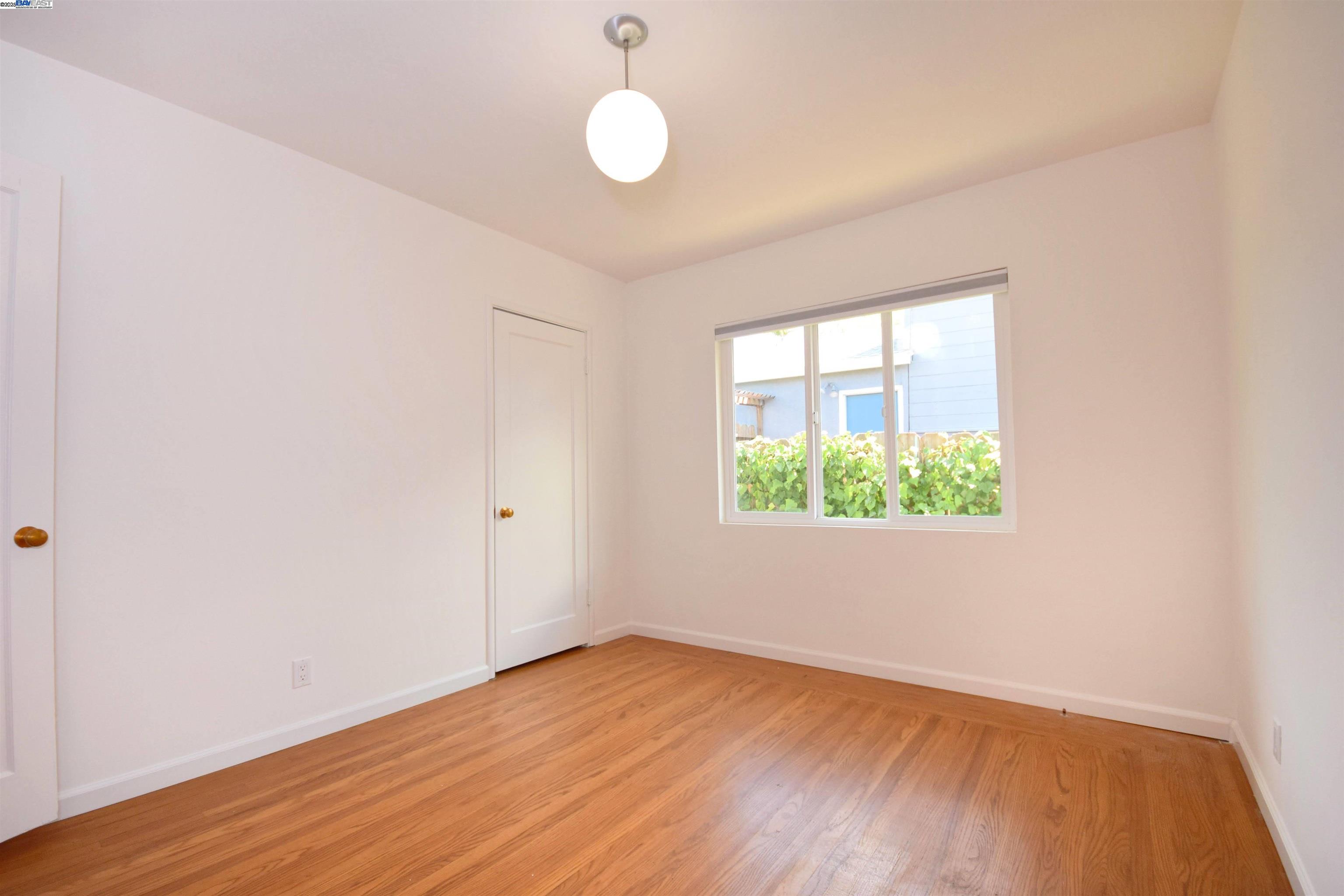 Detail Gallery Image 20 of 40 For 7504 Eureka Ave, El Cerrito,  CA 94530 - 3 Beds | 1/1 Baths