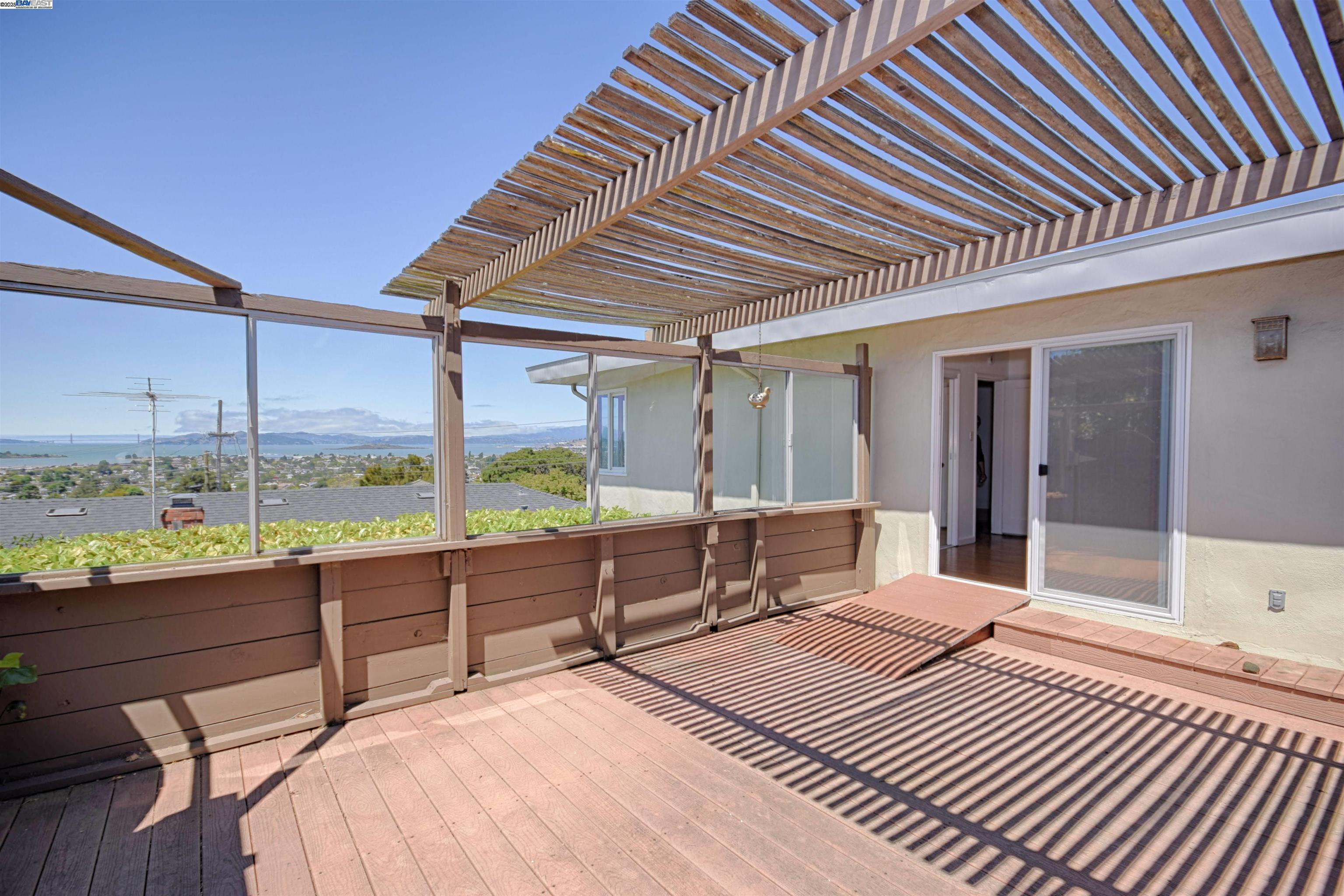 Detail Gallery Image 30 of 40 For 7504 Eureka Ave, El Cerrito,  CA 94530 - 3 Beds | 1/1 Baths