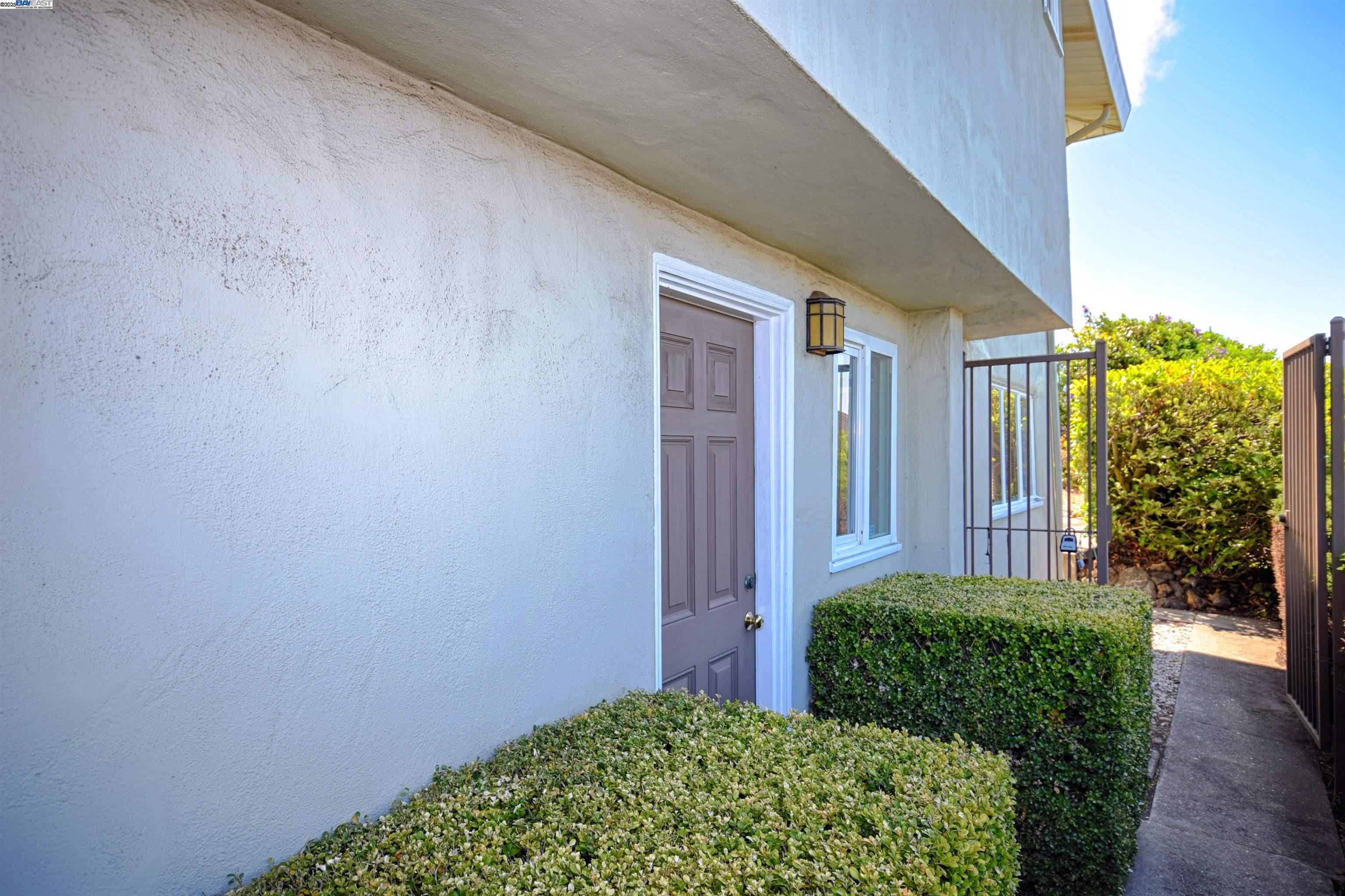 Detail Gallery Image 39 of 40 For 7504 Eureka Ave, El Cerrito,  CA 94530 - 3 Beds | 1/1 Baths