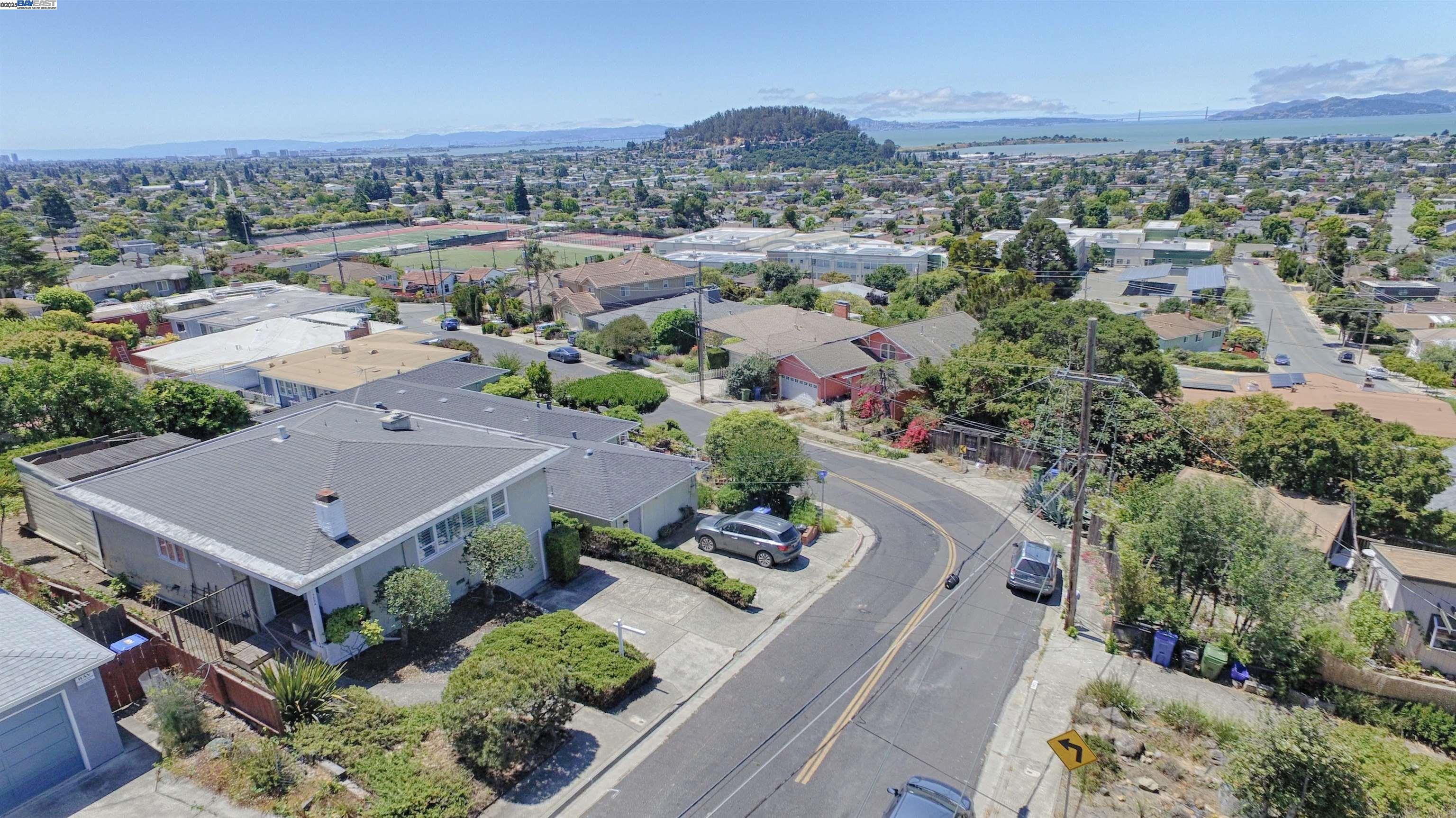 Detail Gallery Image 40 of 40 For 7504 Eureka Ave, El Cerrito,  CA 94530 - 3 Beds | 1/1 Baths