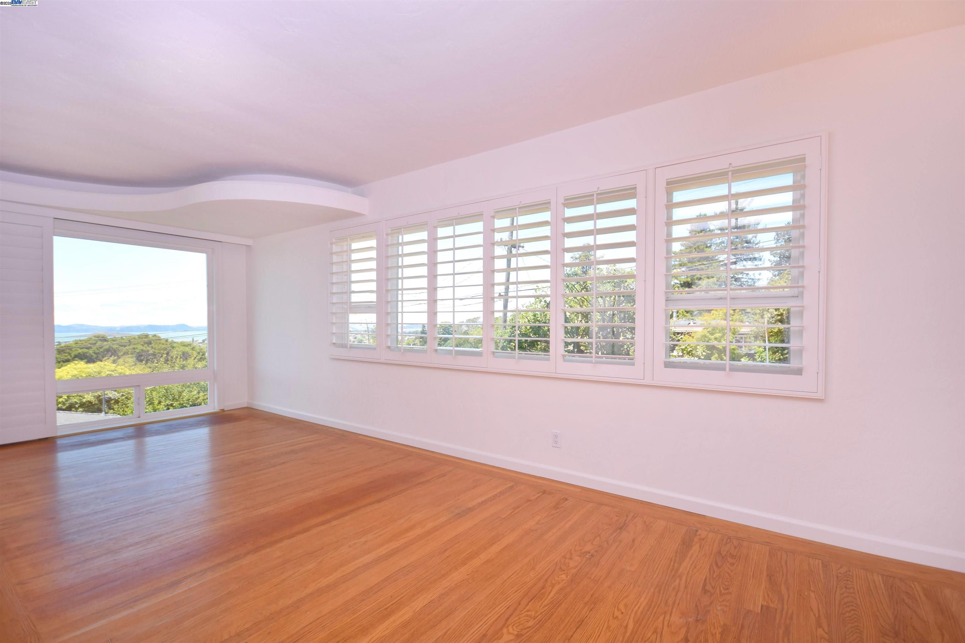Detail Gallery Image 9 of 40 For 7504 Eureka Ave, El Cerrito,  CA 94530 - 3 Beds | 1/1 Baths