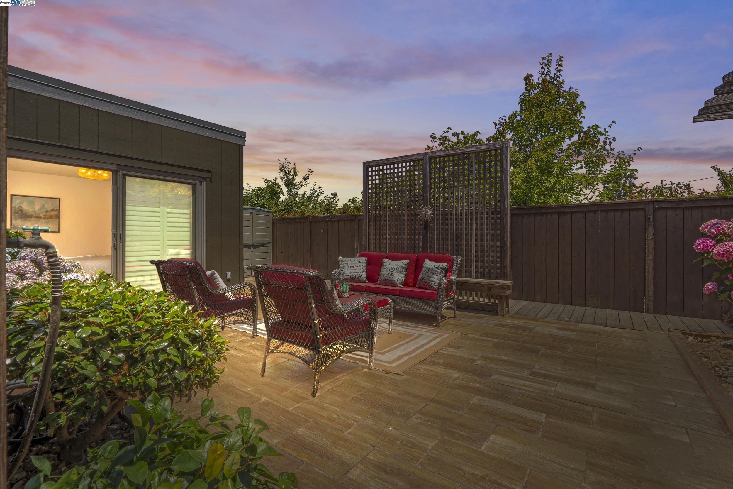 Photo #1: 41103844 Listing: Photo #1