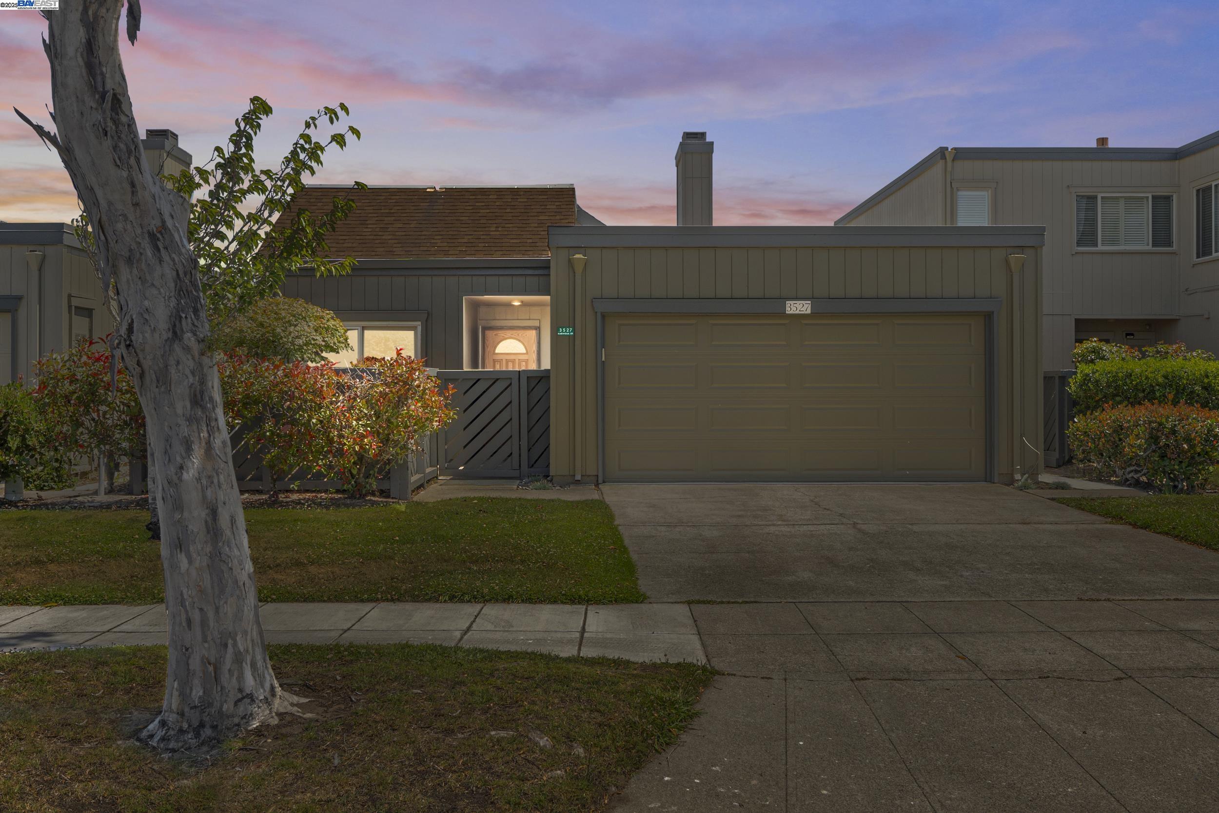 Photo #2: 41103844 Listing 