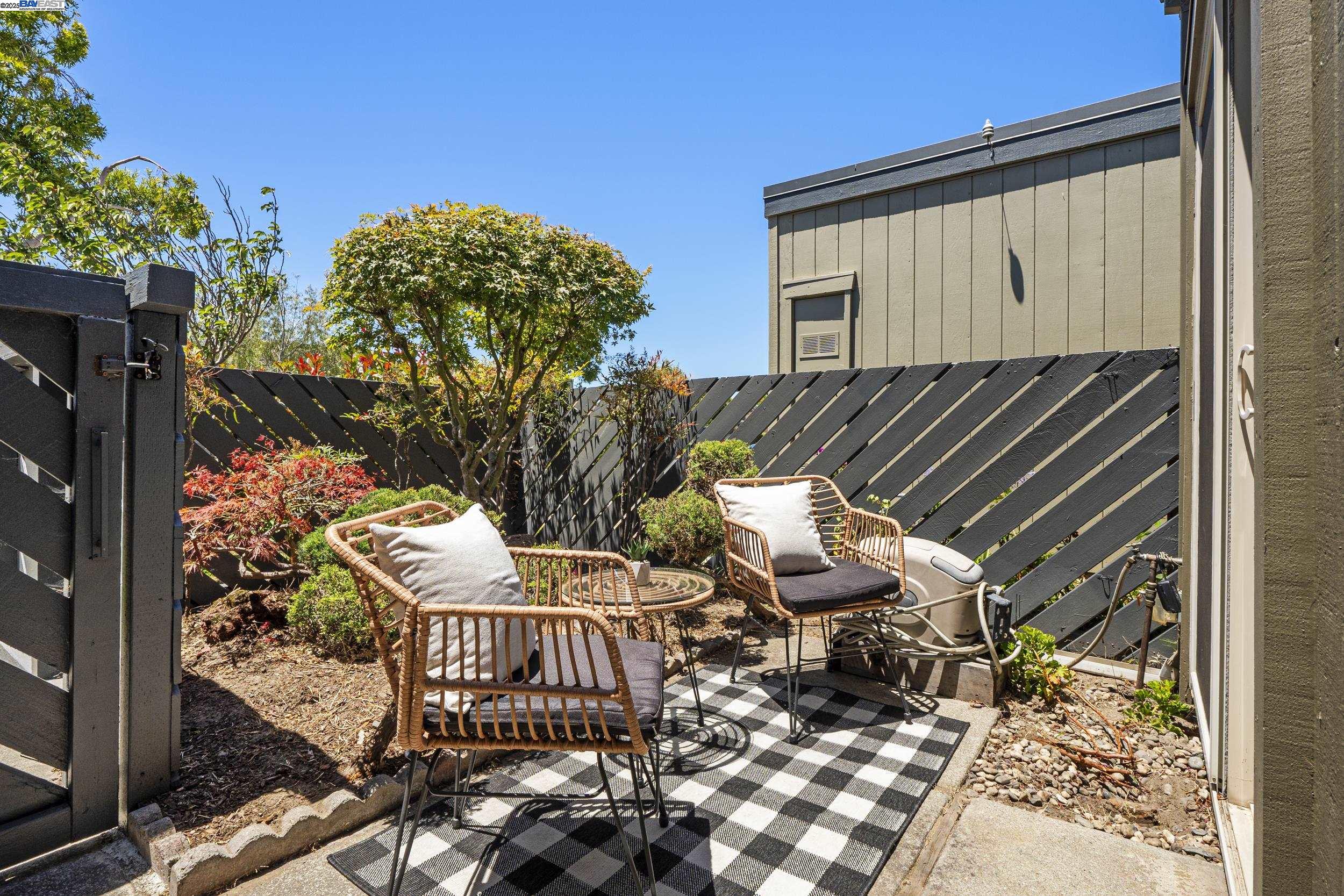 Photo #4: 41103844 Listing 