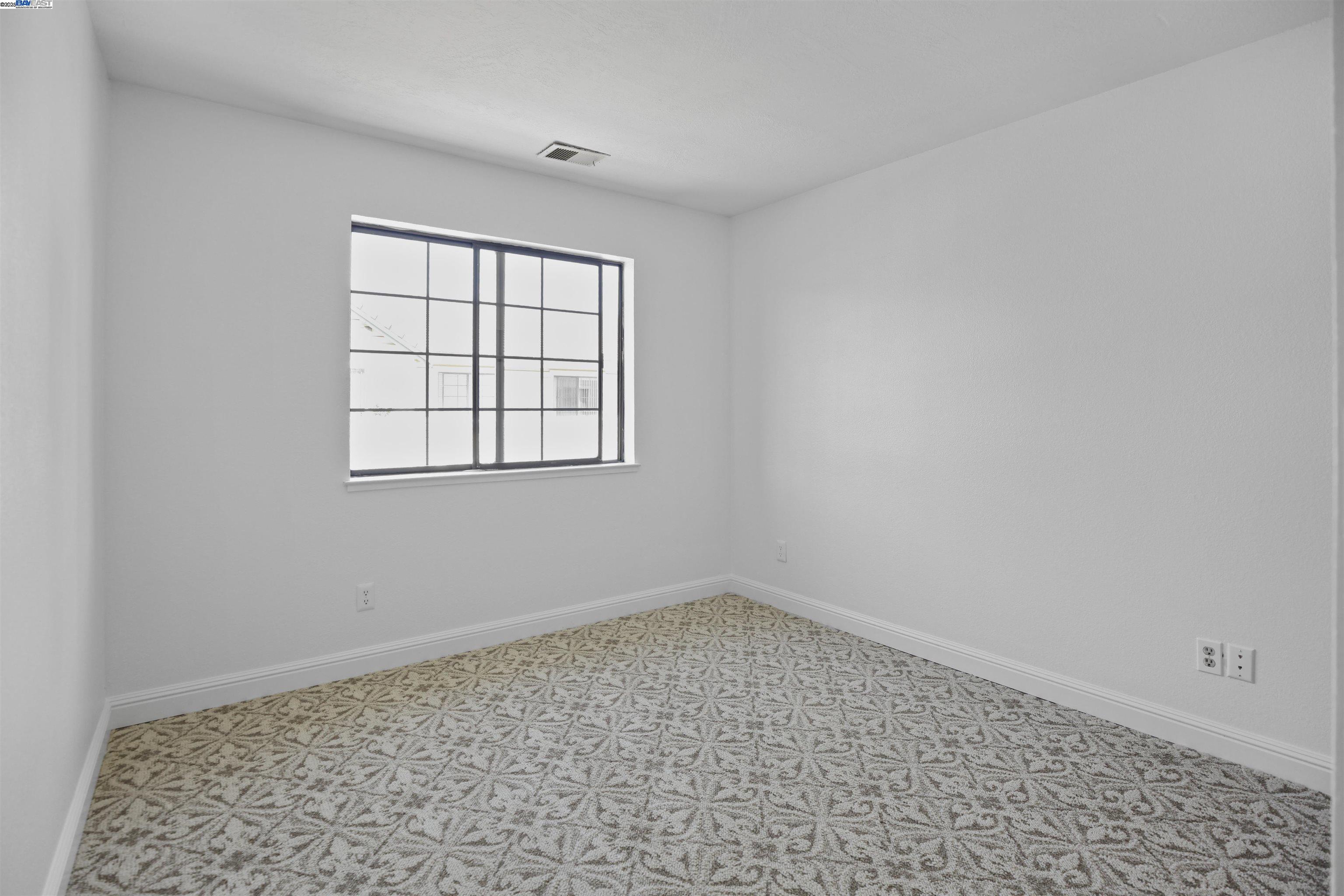 Photo #7: 41103846 Listing: Photo #7