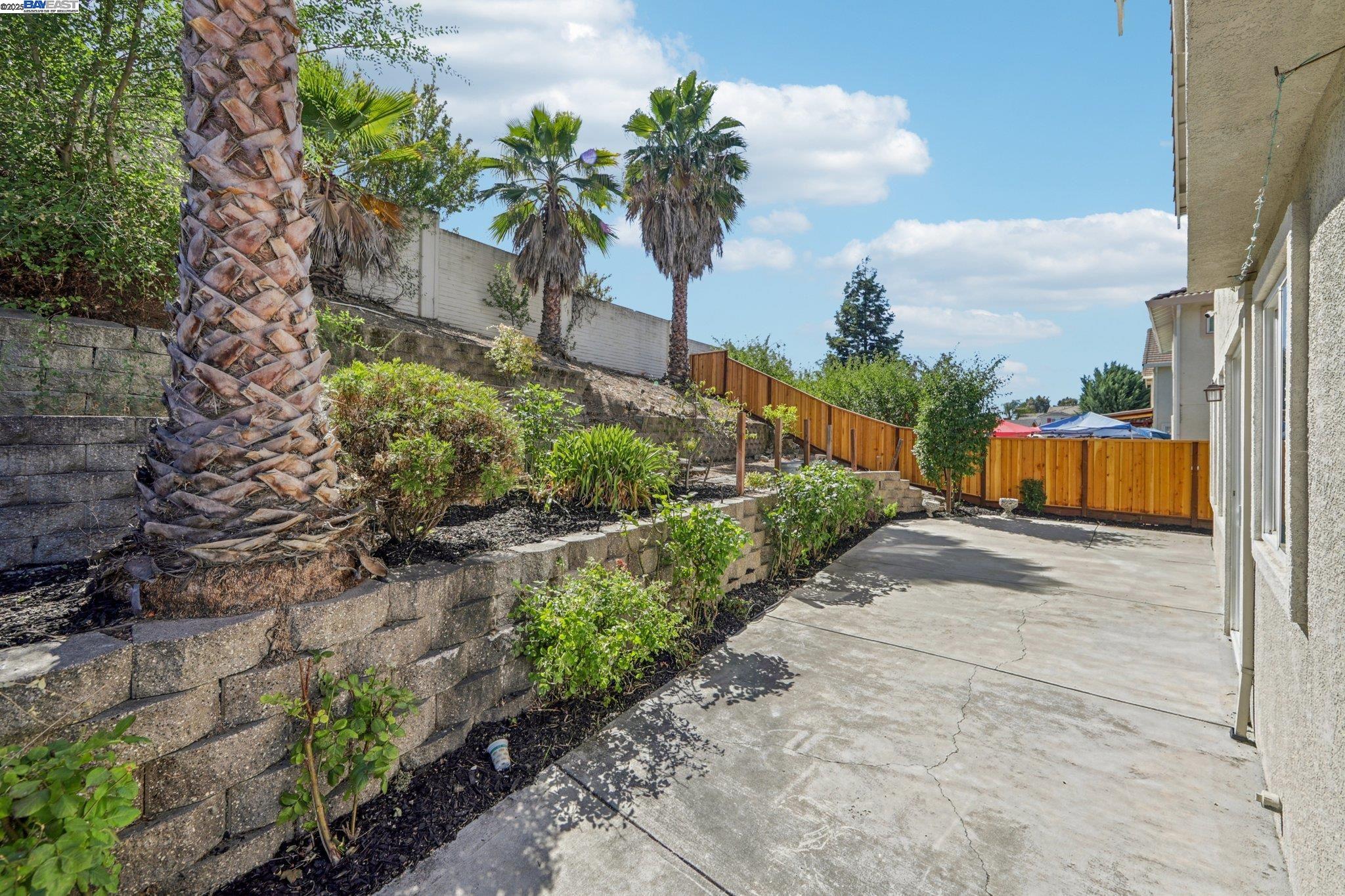 Detail Gallery Image 33 of 40 For 4560 Actriz Pl, Martinez,  CA 94553 - 4 Beds | 2/1 Baths