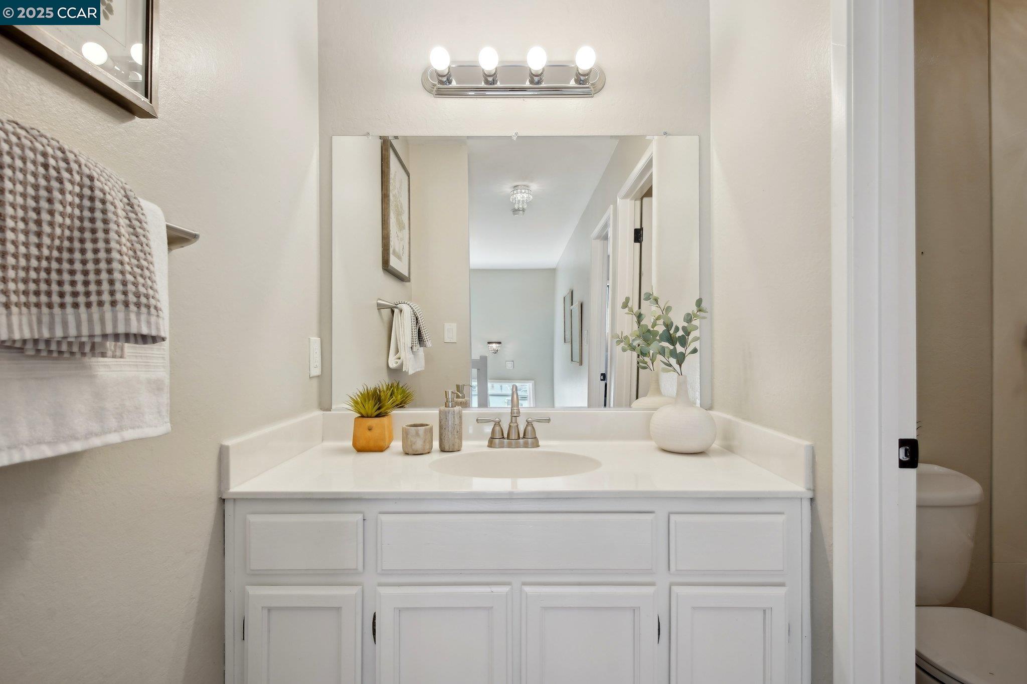 Photo #15: 41103849 Listing: Photo #15