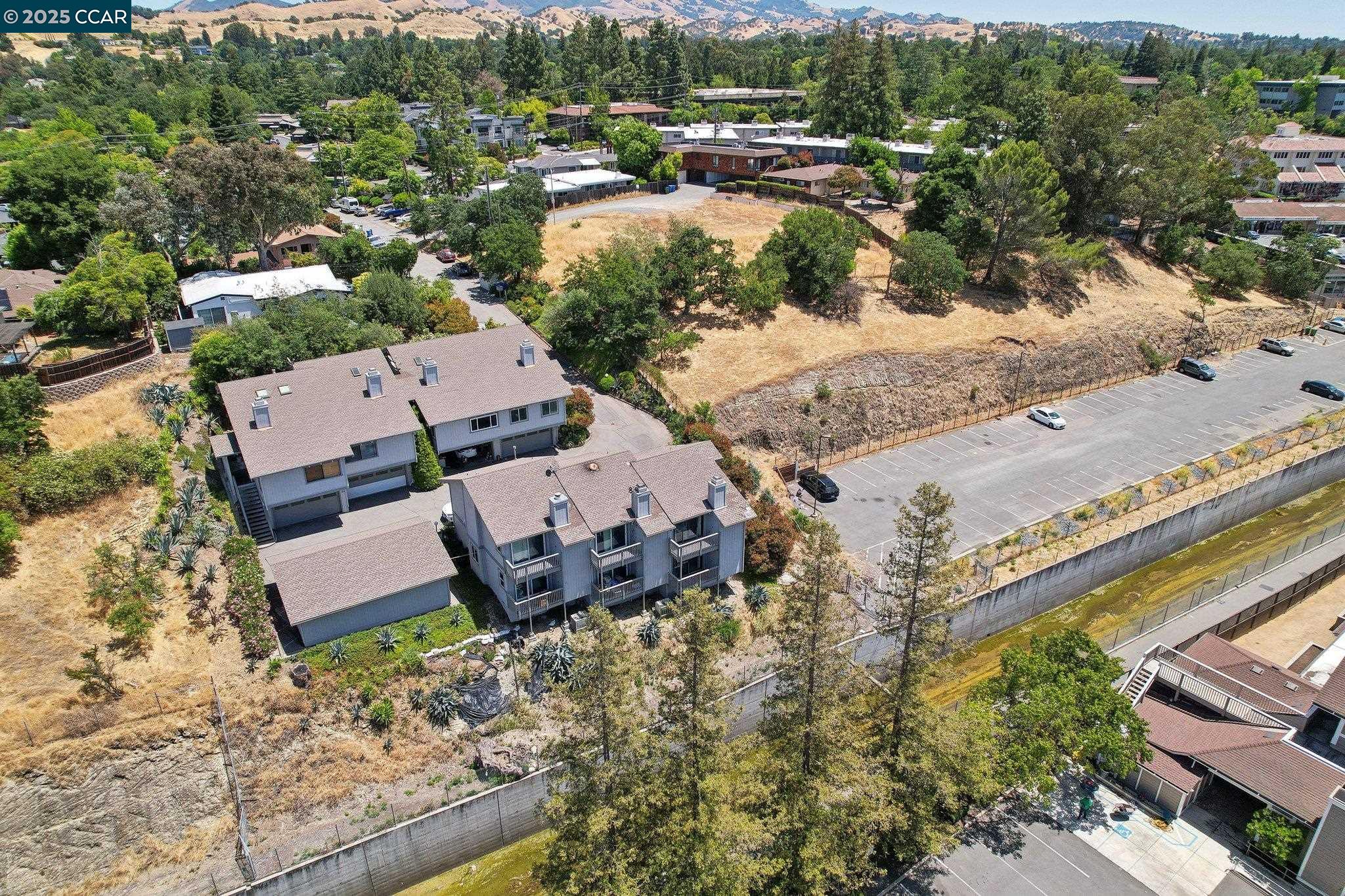 Photo #30: 41103849 Listing: Photo #30