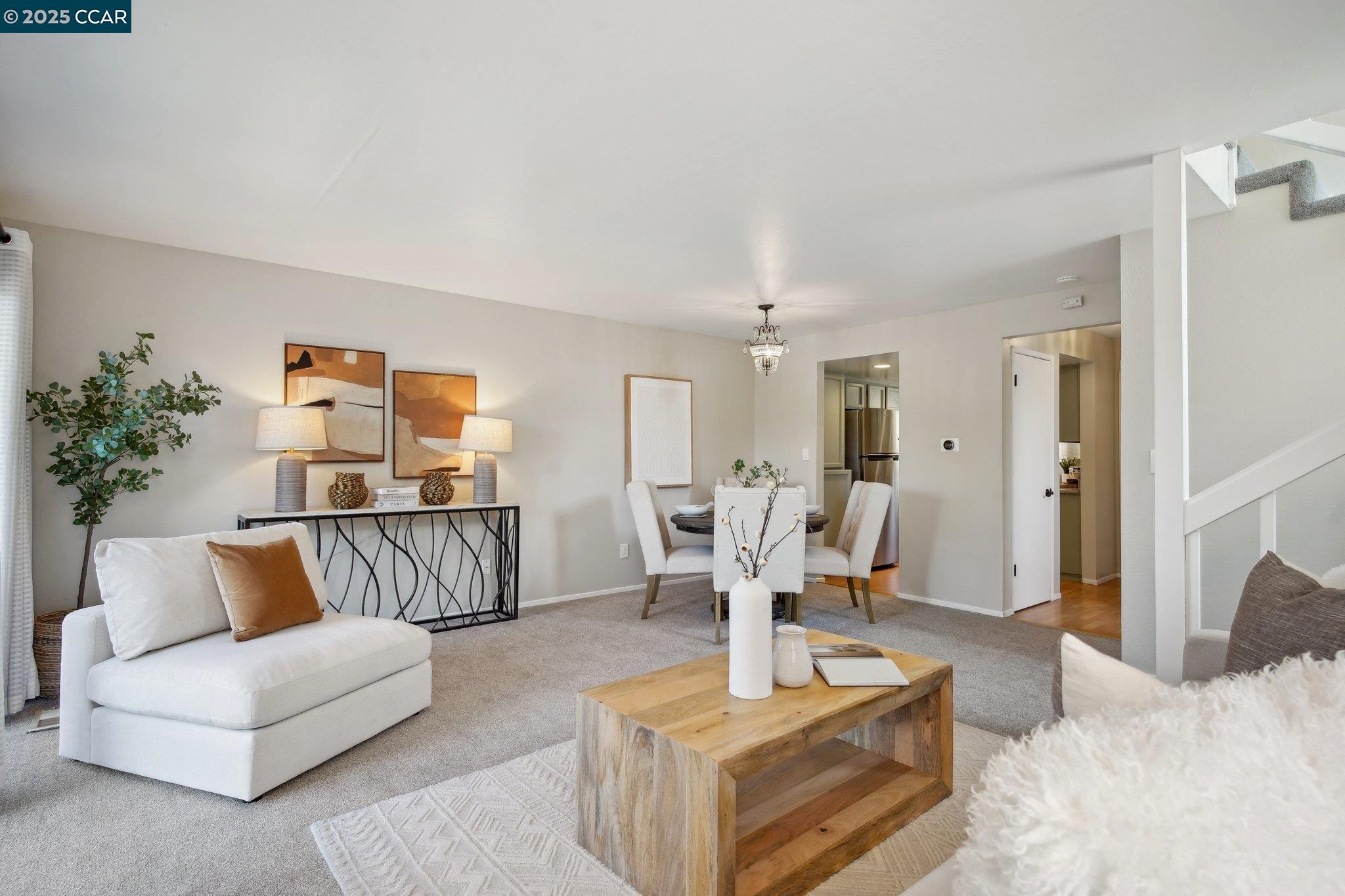 Photo #6: 41103849 Listing 