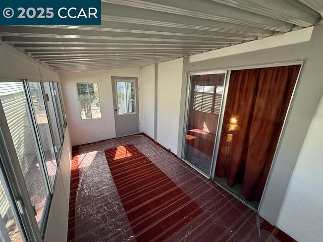Detail Gallery Image 8 of 11 For 9 Palm Drive, Pittsburg,  CA 94565 - 2 Beds | 2 Baths