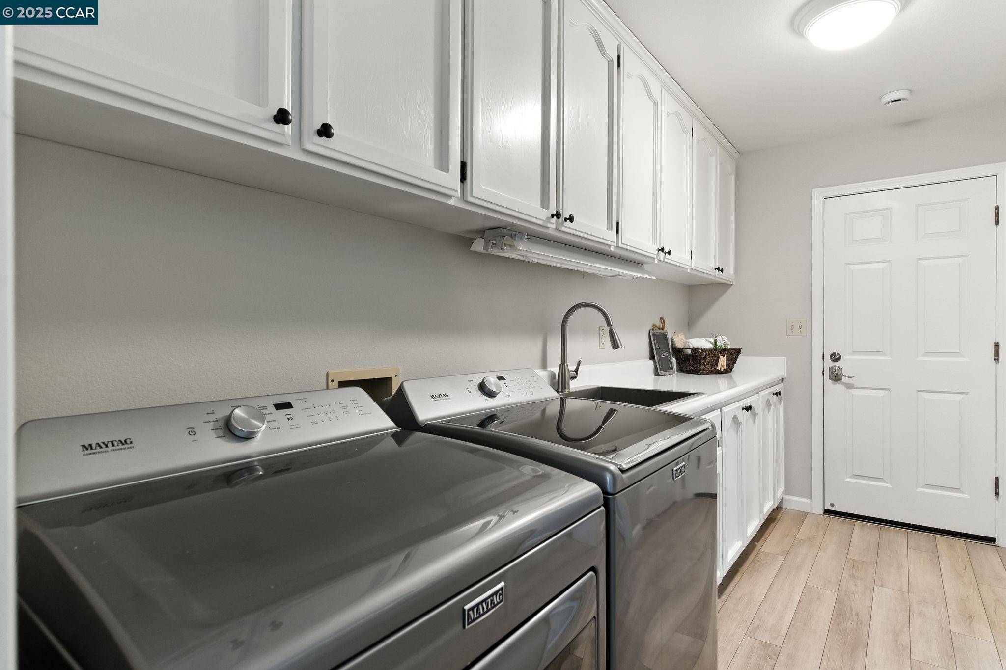 Detail Gallery Image 19 of 25 For 297 Del Valle, Pleasanton,  CA 94566 - 3 Beds | 2/1 Baths