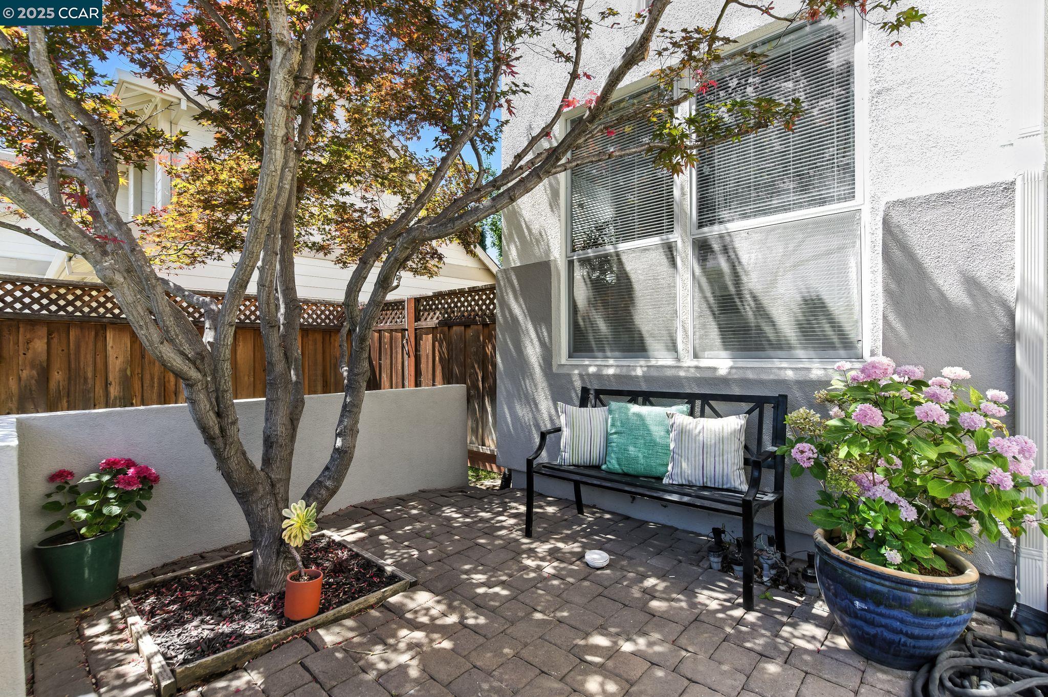 Detail Gallery Image 25 of 25 For 297 Del Valle, Pleasanton,  CA 94566 - 3 Beds | 2/1 Baths