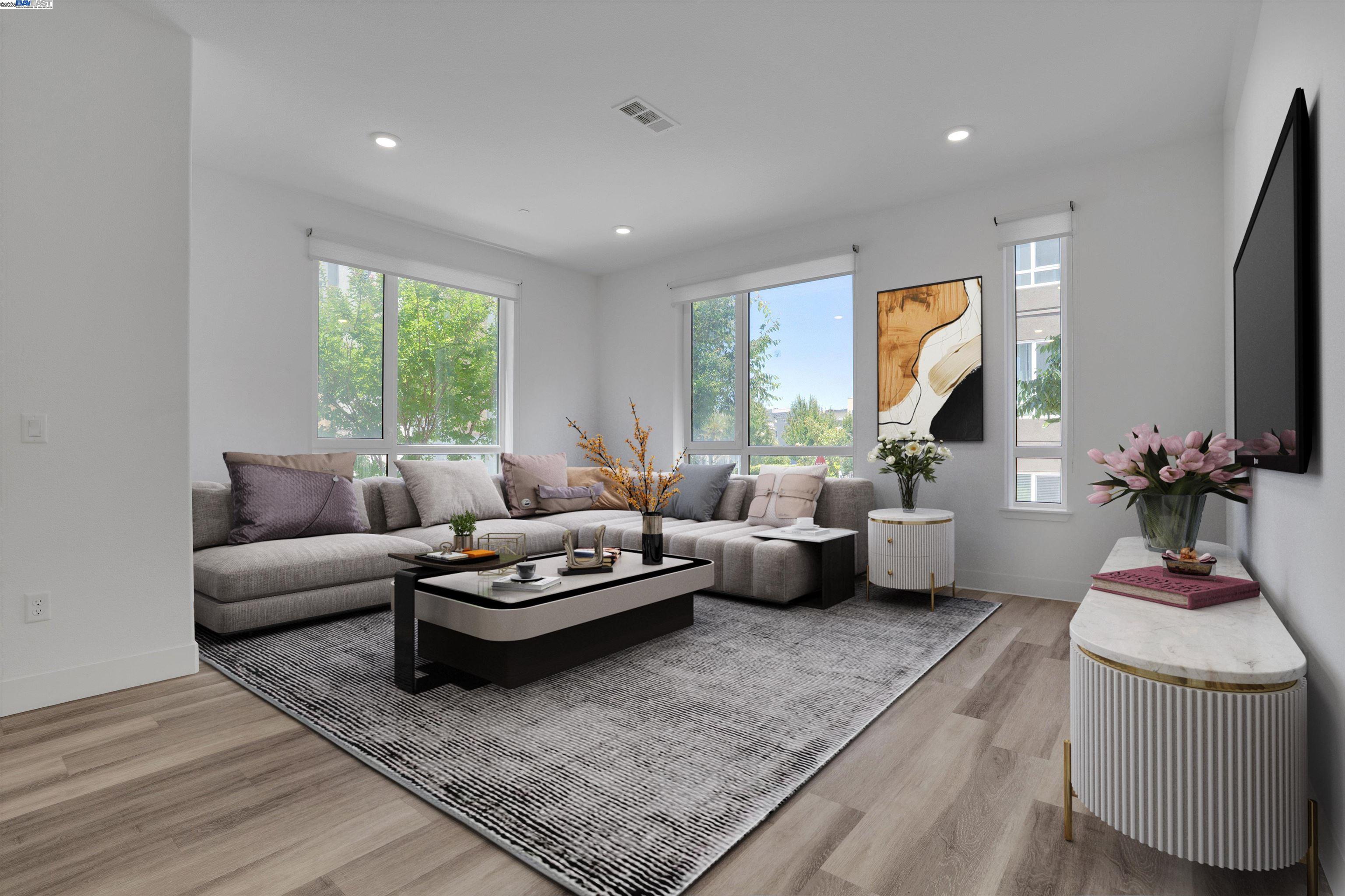 Photo #3: 41103853 Listing 