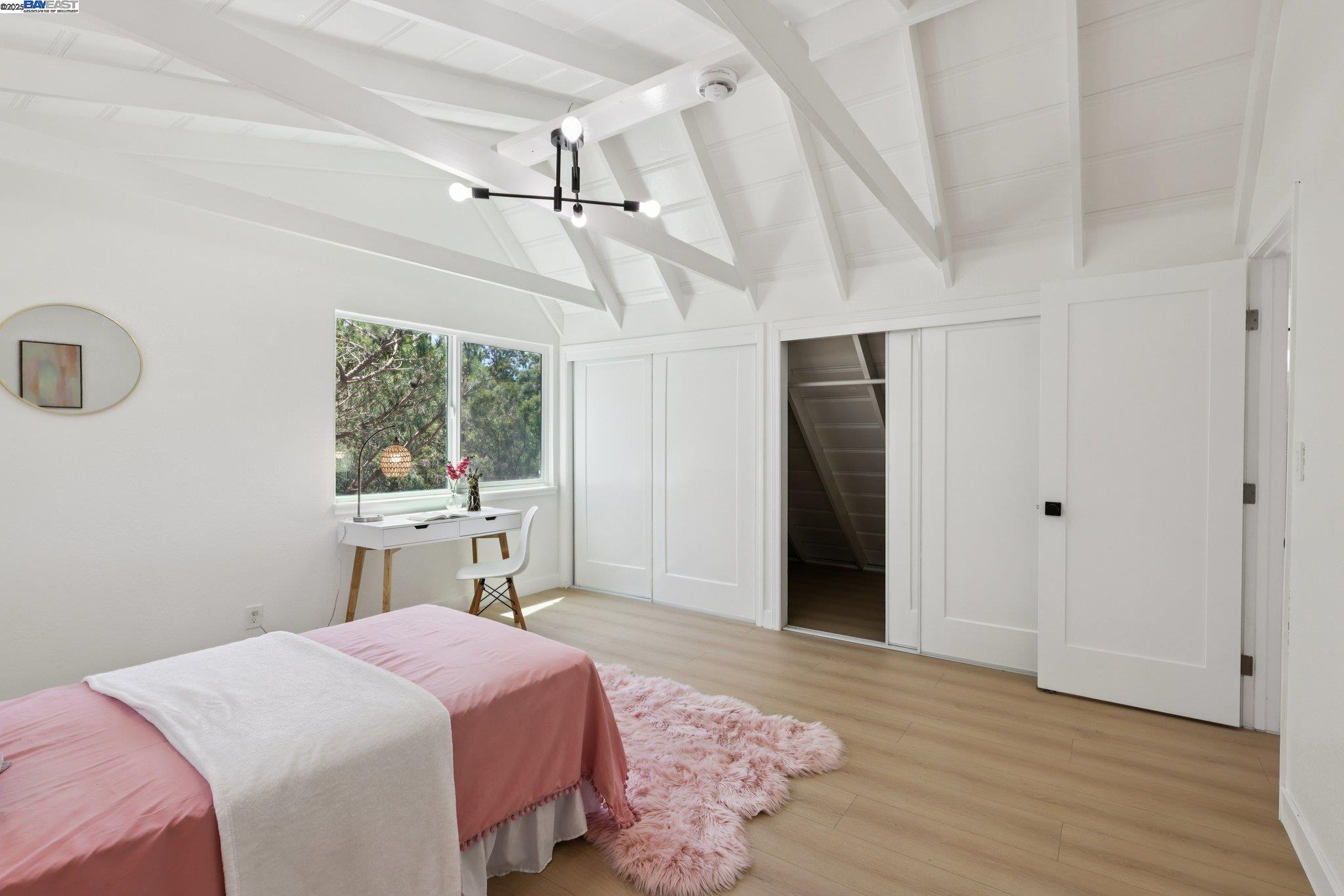 Detail Gallery Image 24 of 48 For 1218 Lattie Ln, Mill Valley,  CA 94941 - 4 Beds | 2 Baths