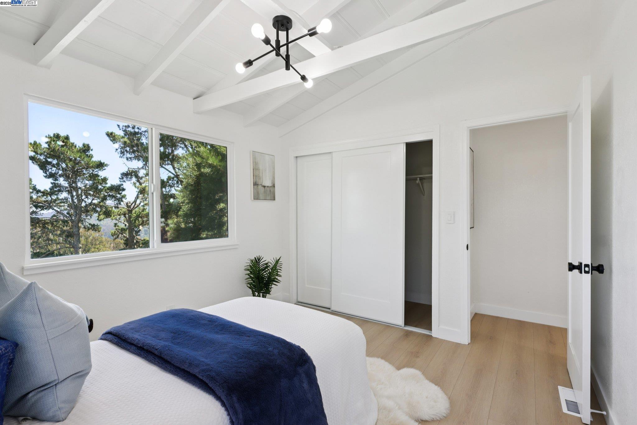 Detail Gallery Image 26 of 48 For 1218 Lattie Ln, Mill Valley,  CA 94941 - 4 Beds | 2 Baths