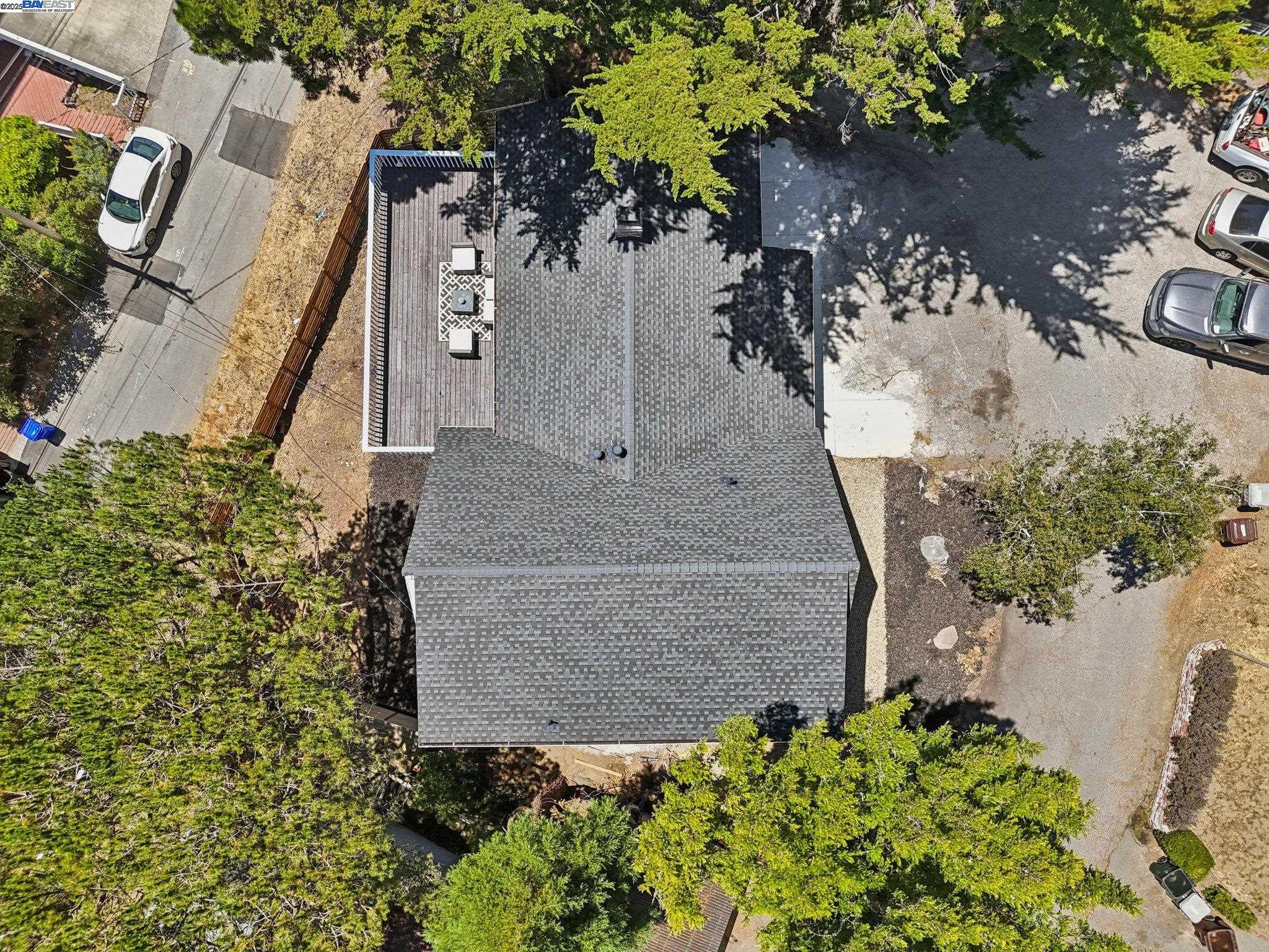 Detail Gallery Image 34 of 48 For 1218 Lattie Ln, Mill Valley,  CA 94941 - 4 Beds | 2 Baths