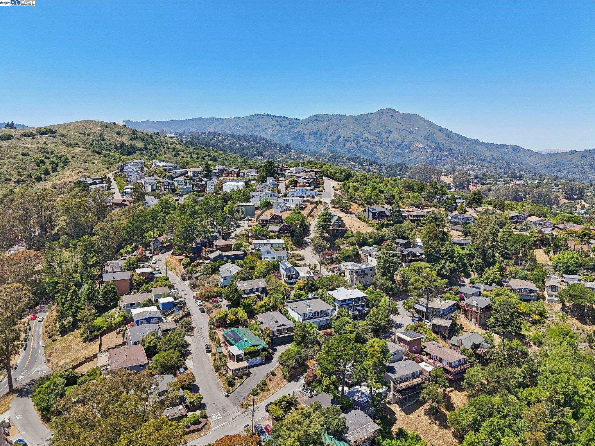 Detail Gallery Image 40 of 48 For 1218 Lattie Ln, Mill Valley,  CA 94941 - 4 Beds | 2 Baths