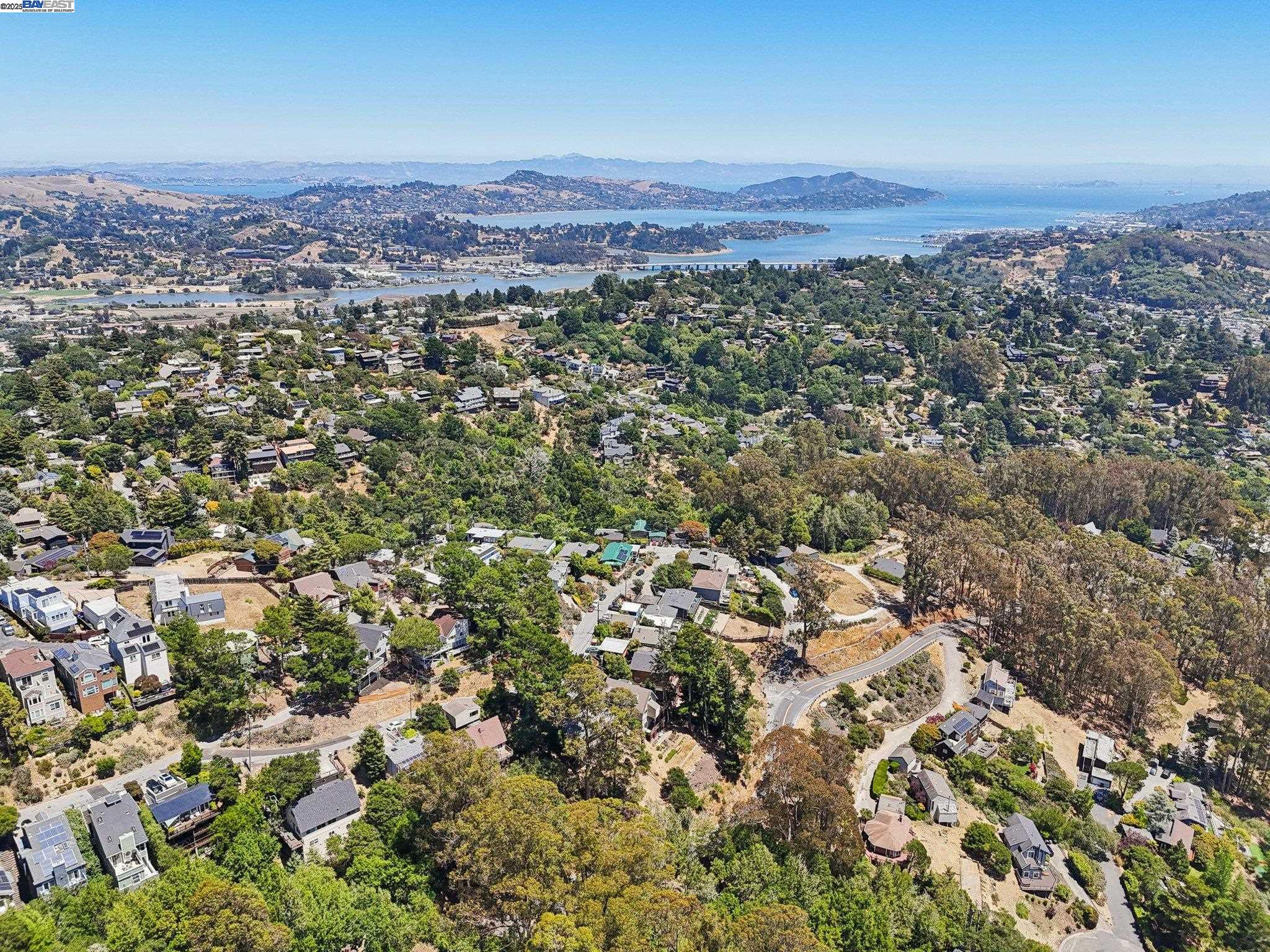 Detail Gallery Image 43 of 48 For 1218 Lattie Ln, Mill Valley,  CA 94941 - 4 Beds | 2 Baths
