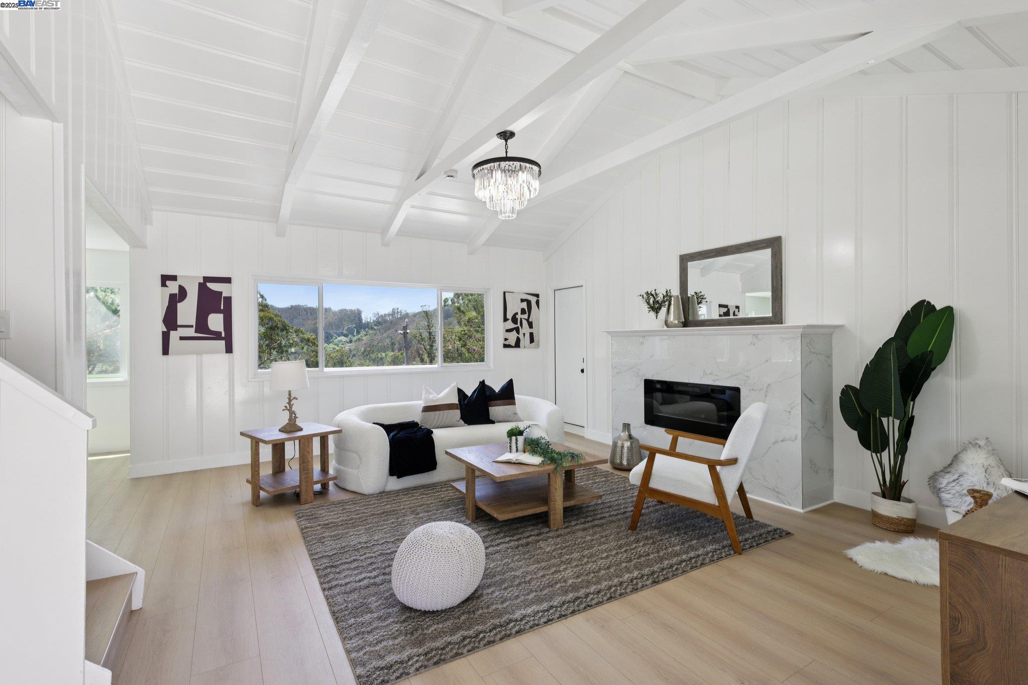 Detail Gallery Image 7 of 48 For 1218 Lattie Ln, Mill Valley,  CA 94941 - 4 Beds | 2 Baths