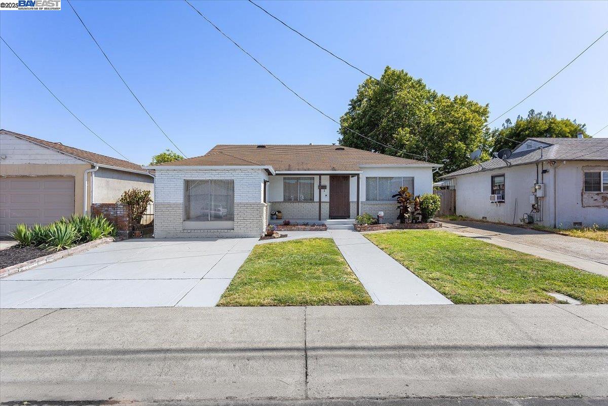 Detail Gallery Image 2 of 41 For 576 Pomona St, San Lorenzo,  CA 94580 - 3 Beds | 1 Baths