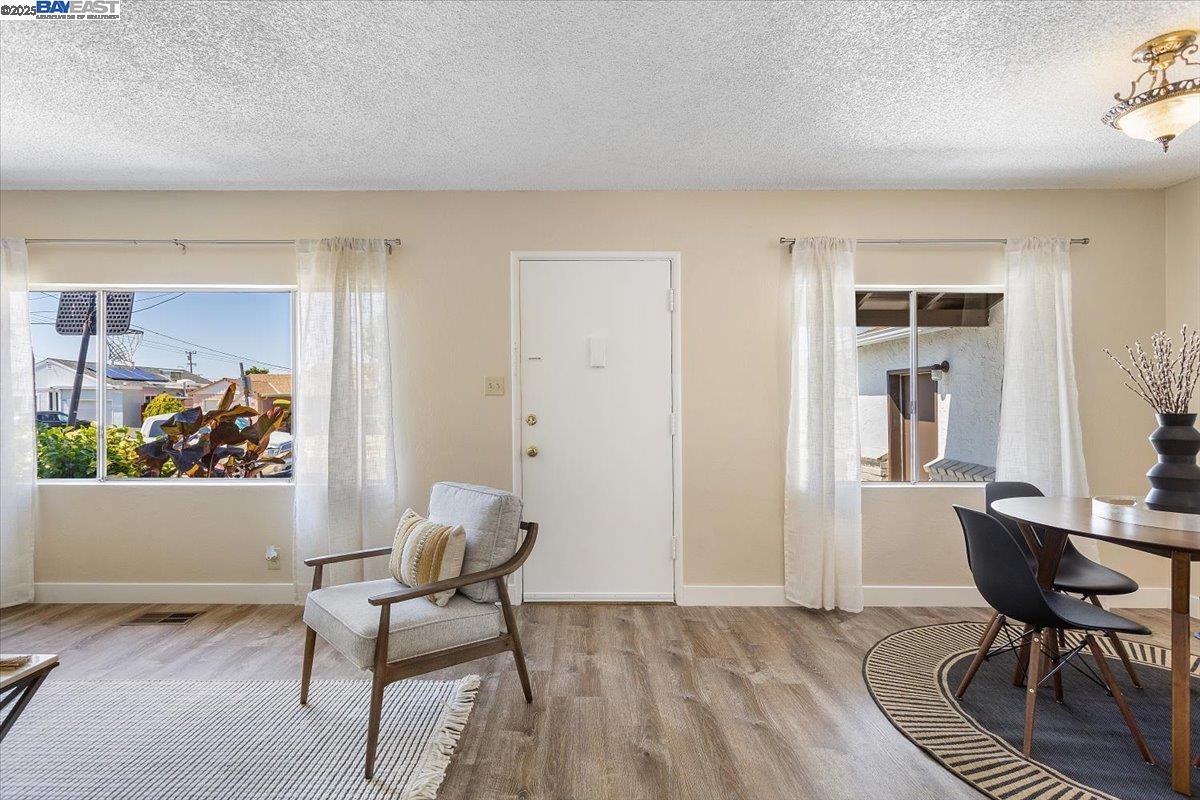Detail Gallery Image 11 of 41 For 576 Pomona St, San Lorenzo,  CA 94580 - 3 Beds | 1 Baths