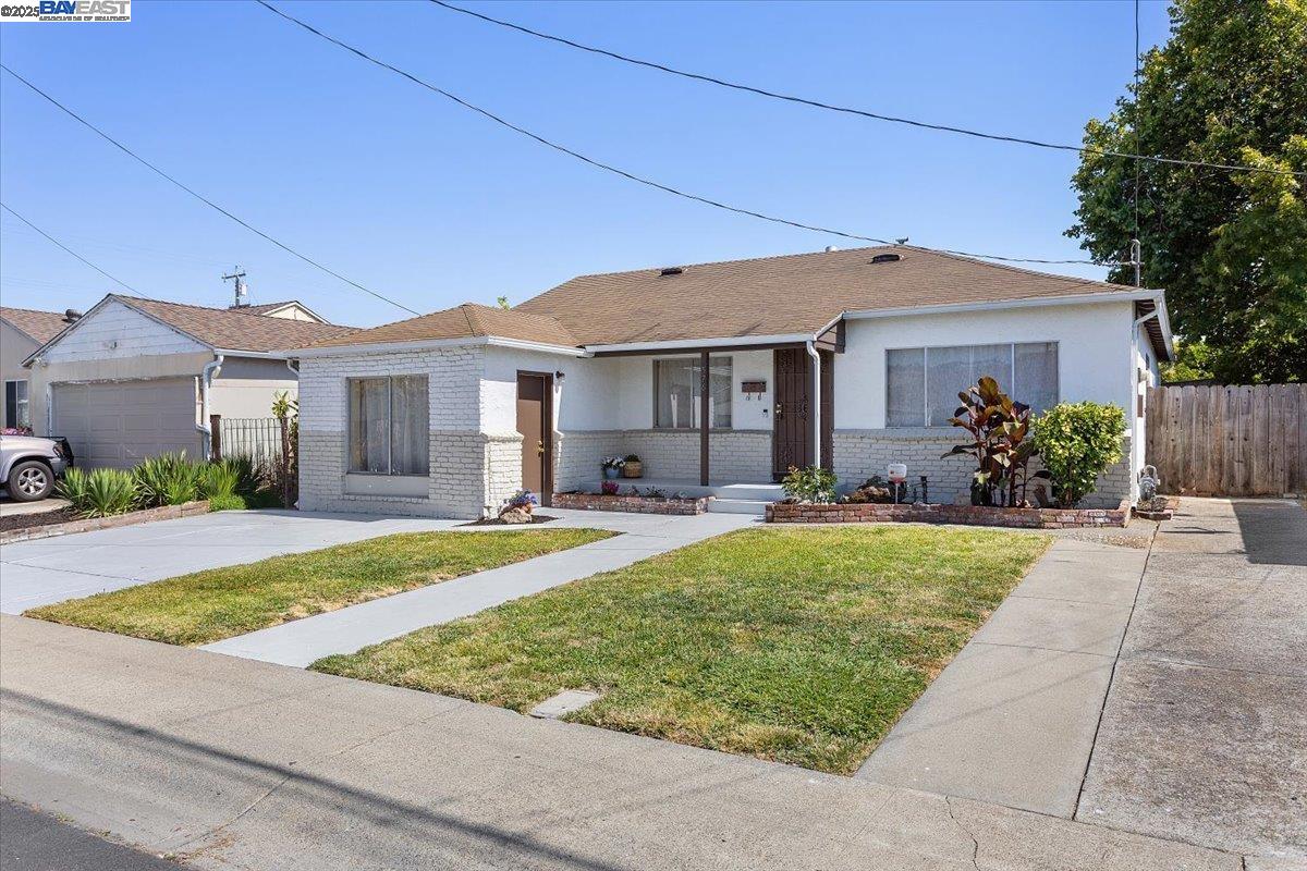 Detail Gallery Image 4 of 41 For 576 Pomona St, San Lorenzo,  CA 94580 - 3 Beds | 1 Baths