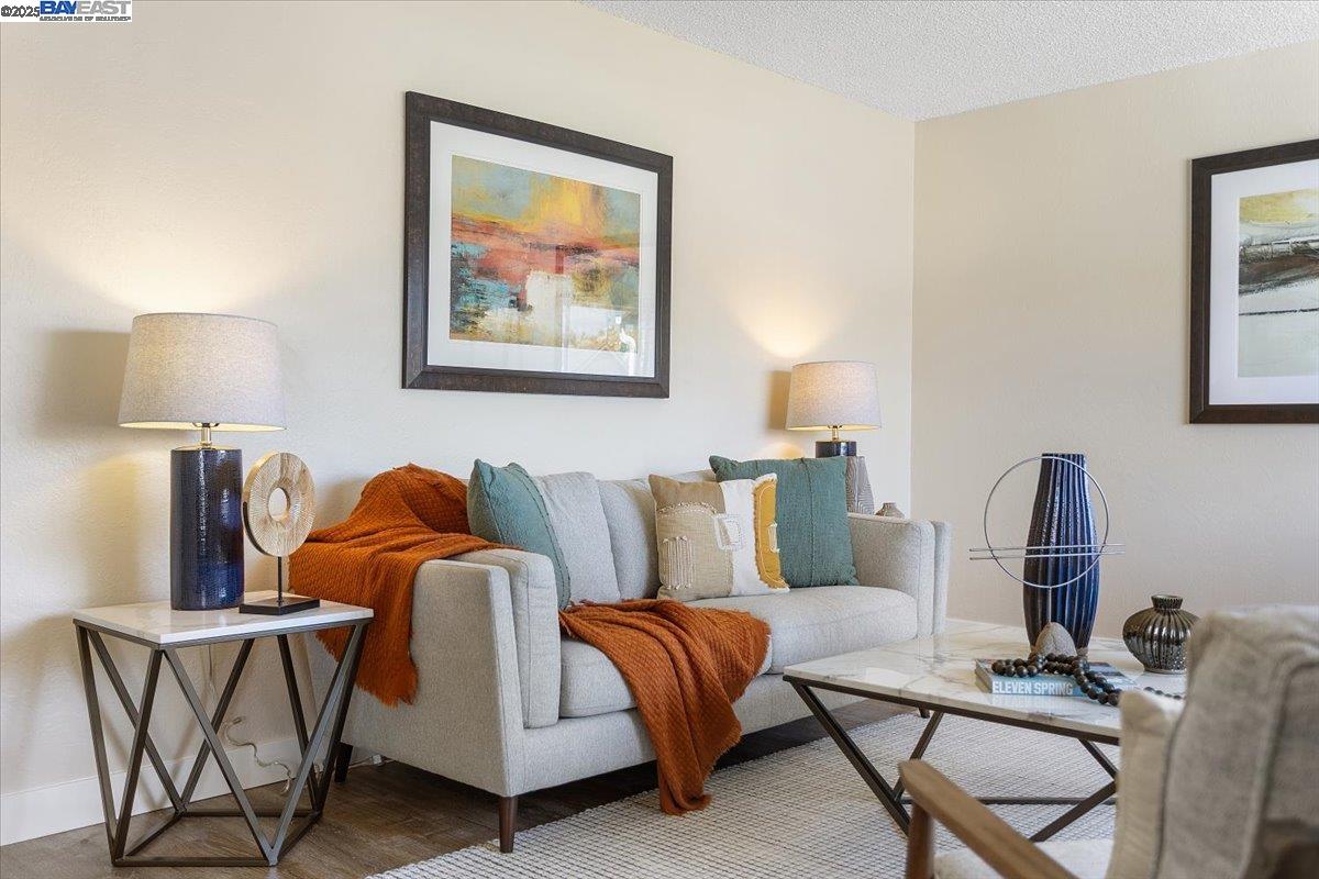 Detail Gallery Image 7 of 41 For 576 Pomona St, San Lorenzo,  CA 94580 - 3 Beds | 1 Baths
