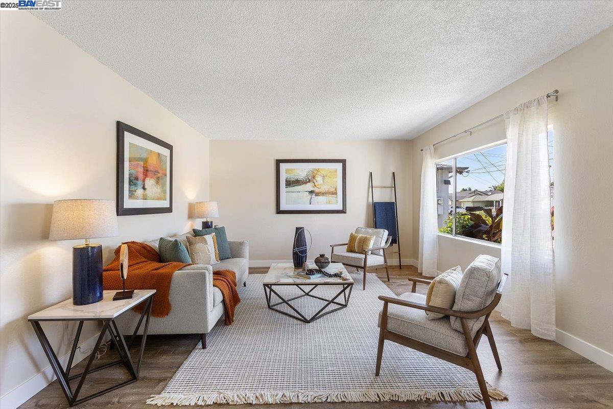 Detail Gallery Image 8 of 41 For 576 Pomona St, San Lorenzo,  CA 94580 - 3 Beds | 1 Baths