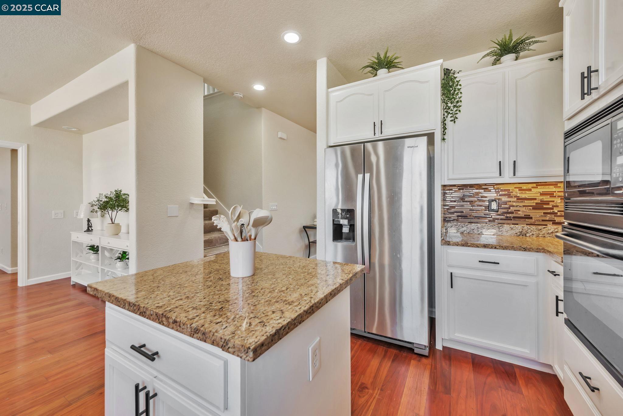 Detail Gallery Image 16 of 49 For 237 Dutra Vernaci Dr, Union City,  CA 94587 - 5 Beds | 3 Baths