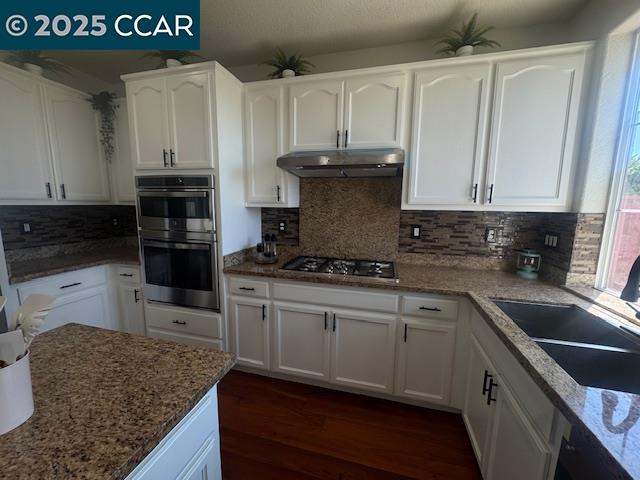 Detail Gallery Image 16 of 52 For 237 Dutra Vernaci Dr, Union City,  CA 94587 - 5 Beds | 3 Baths