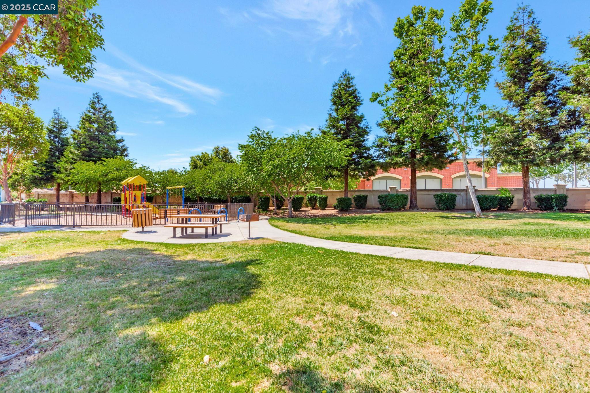 Detail Gallery Image 49 of 49 For 237 Dutra Vernaci Dr, Union City,  CA 94587 - 5 Beds | 3 Baths