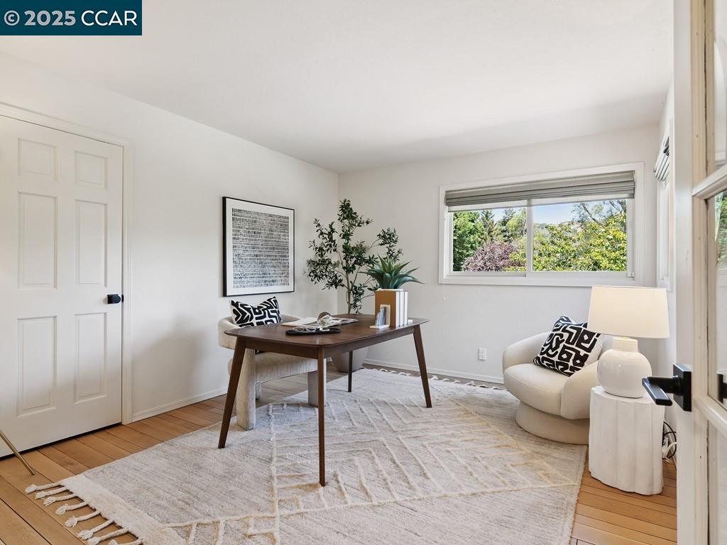 Detail Gallery Image 20 of 60 For 27 Toledo Dr, Lafayette,  CA 94549 - 5 Beds | 3/1 Baths