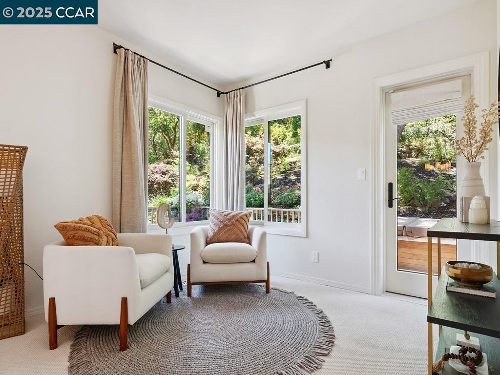 Detail Gallery Image 25 of 60 For 27 Toledo Dr, Lafayette,  CA 94549 - 5 Beds | 3/1 Baths
