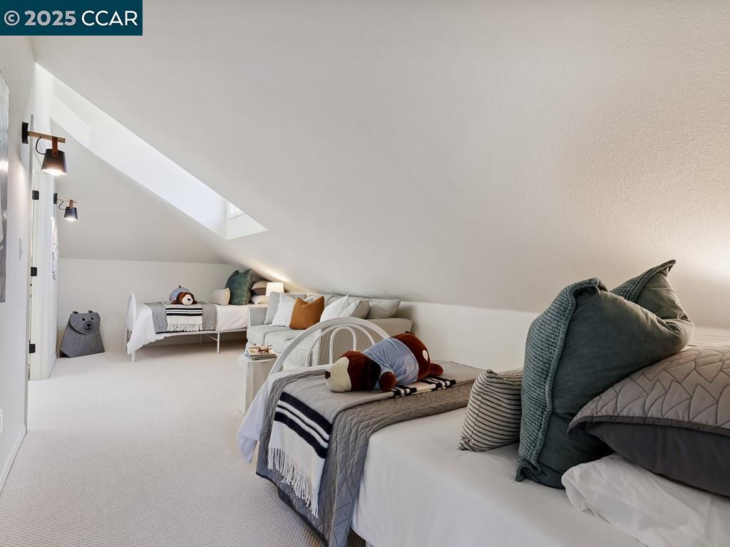 Detail Gallery Image 36 of 60 For 27 Toledo Dr, Lafayette,  CA 94549 - 5 Beds | 3/1 Baths
