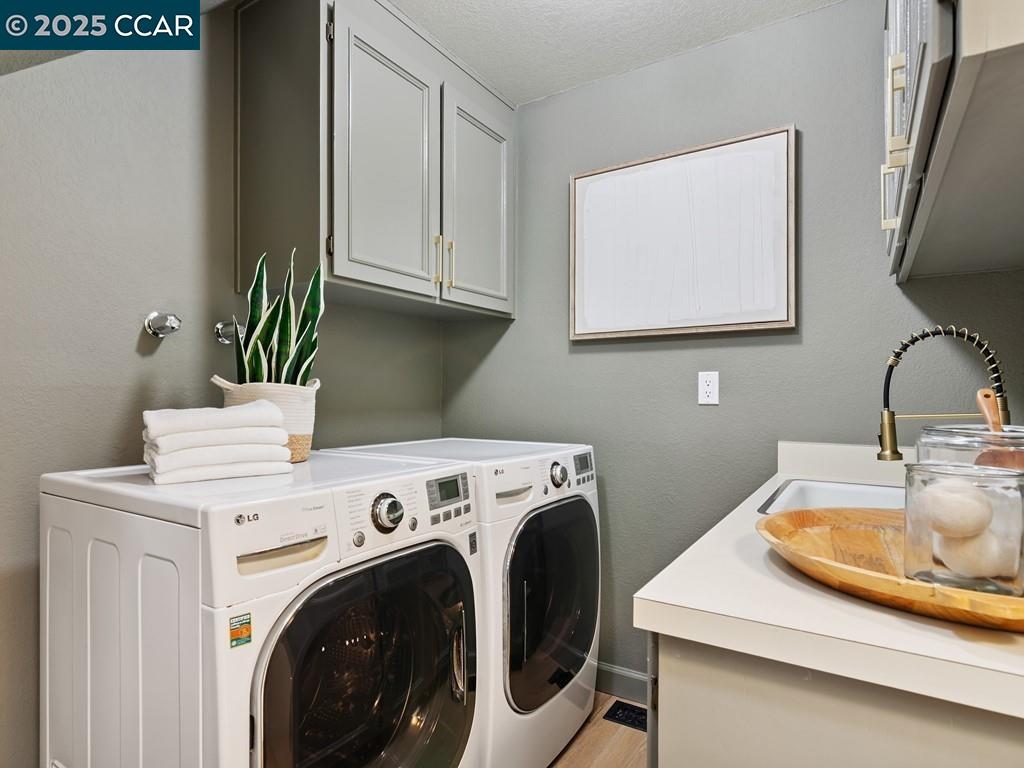Detail Gallery Image 39 of 60 For 27 Toledo Dr, Lafayette,  CA 94549 - 5 Beds | 3/1 Baths
