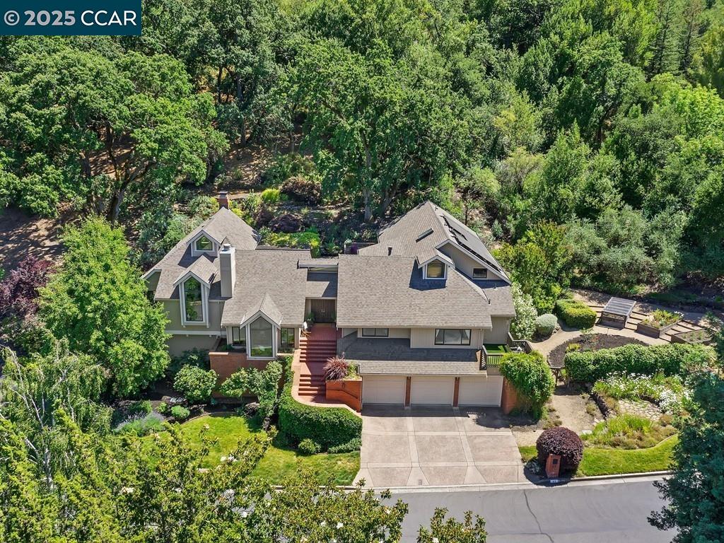 Detail Gallery Image 55 of 60 For 27 Toledo Dr, Lafayette,  CA 94549 - 5 Beds | 3/1 Baths
