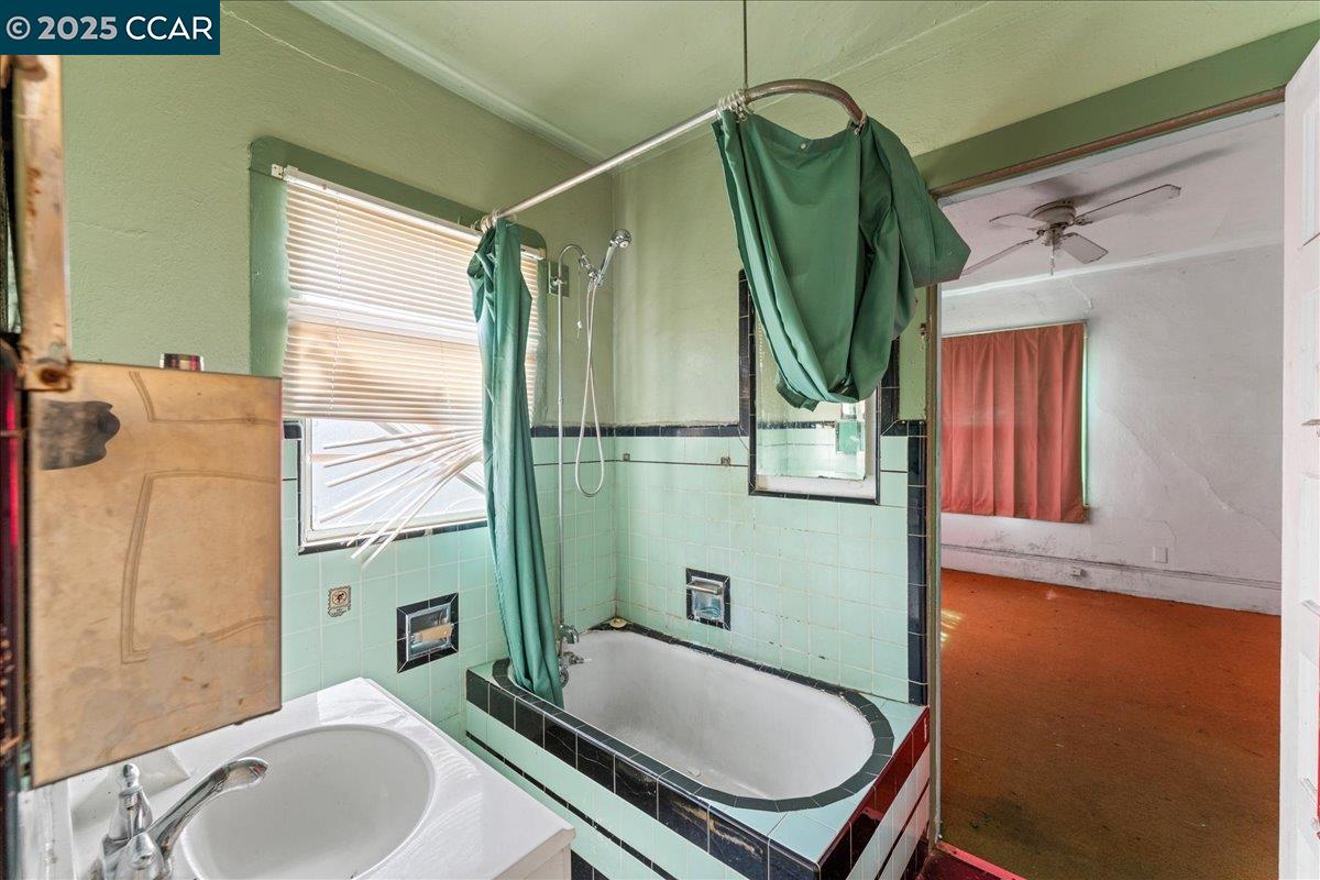 Detail Gallery Image 18 of 26 For 1229 55th St, Emeryville,  CA 94608 - 2 Beds | 1 Baths