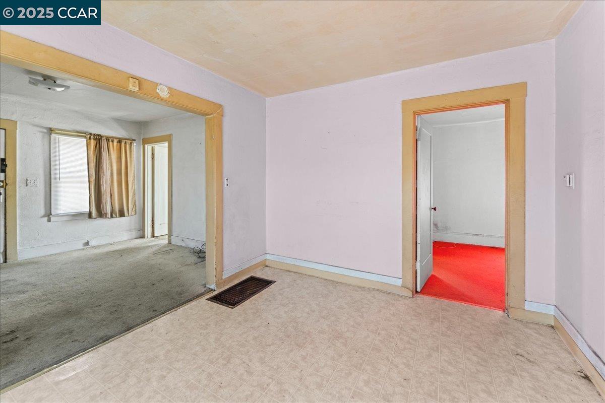 Detail Gallery Image 25 of 26 For 1229 55th St, Emeryville,  CA 94608 - 2 Beds | 1 Baths