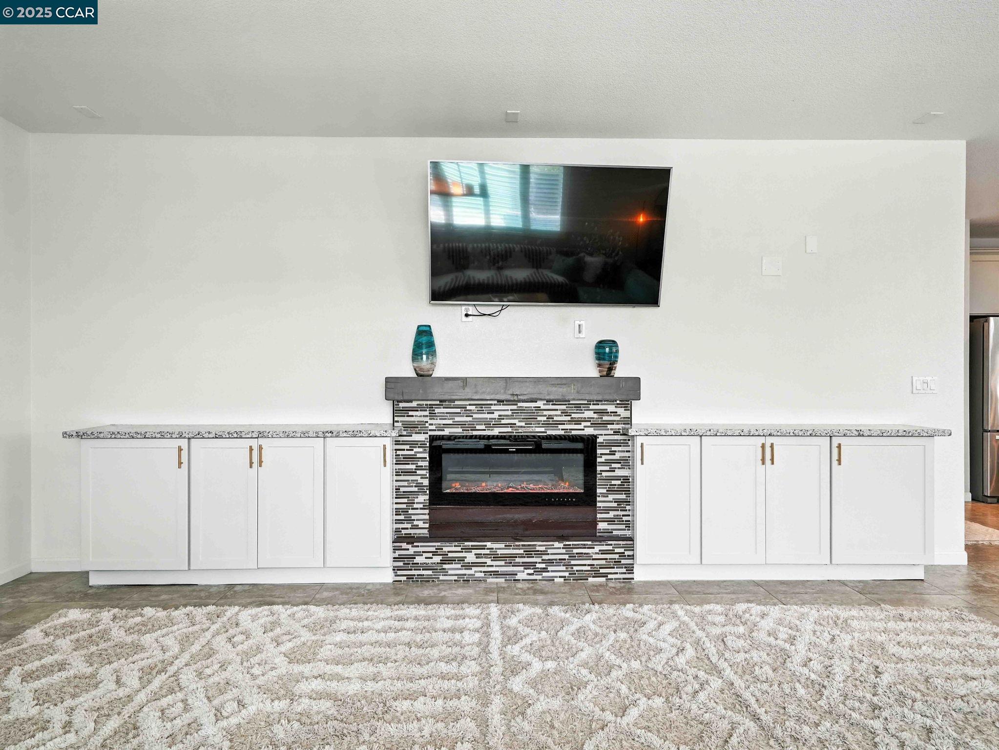Detail Gallery Image 19 of 51 For 2433 Sanders Ln, Fairfield,  CA 94533 - 4 Beds | 2/1 Baths