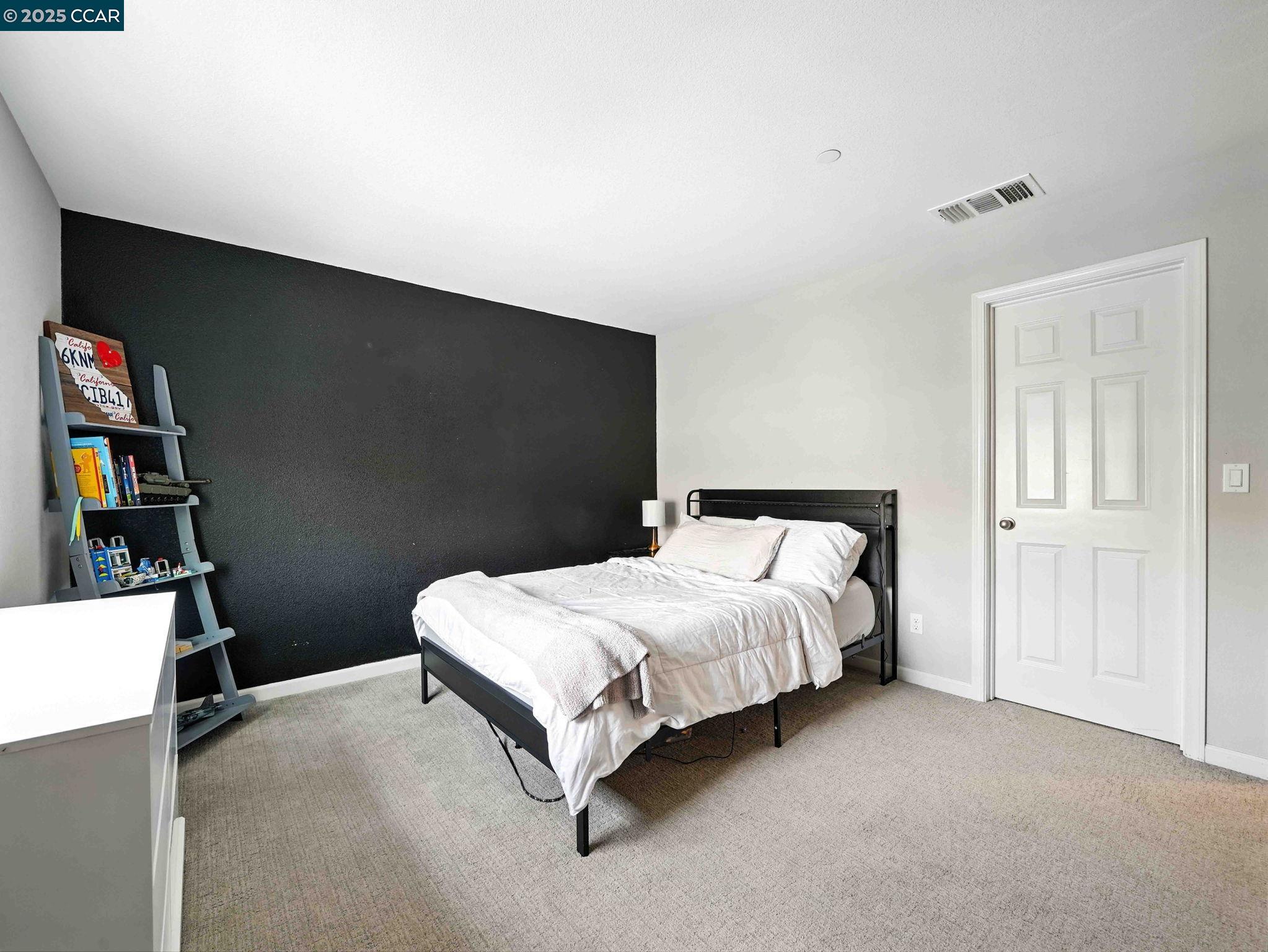 Detail Gallery Image 22 of 51 For 2433 Sanders Ln, Fairfield,  CA 94533 - 4 Beds | 2/1 Baths