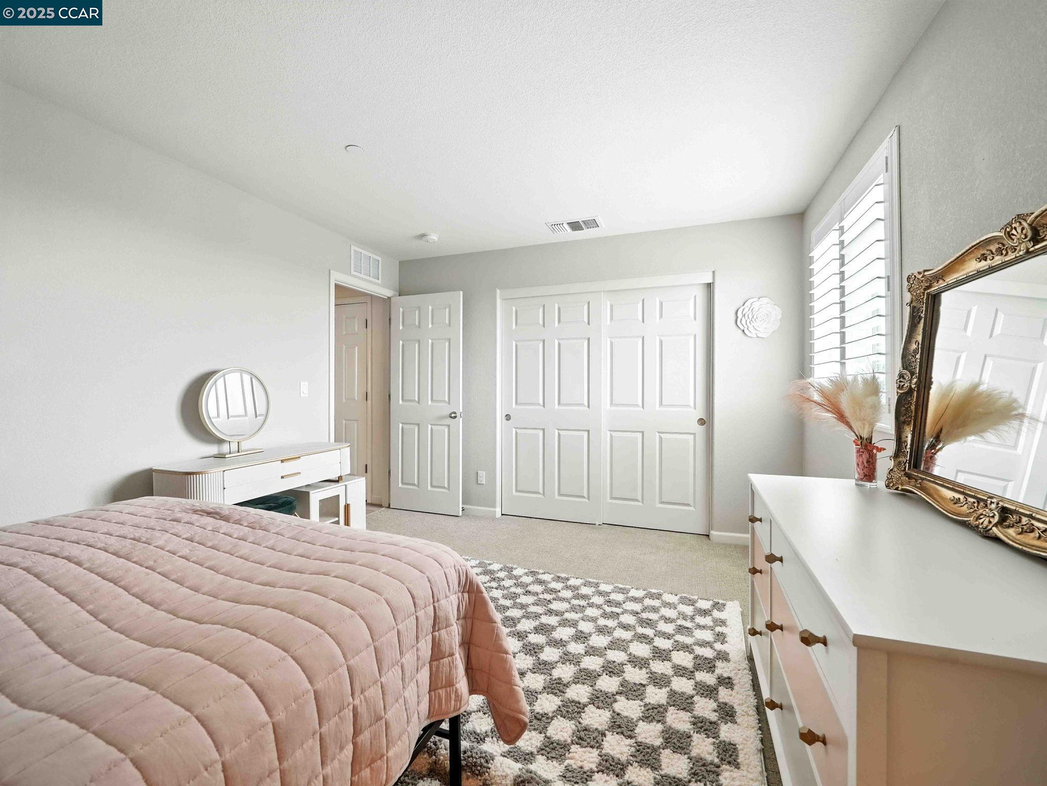 Detail Gallery Image 28 of 51 For 2433 Sanders Ln, Fairfield,  CA 94533 - 4 Beds | 2/1 Baths