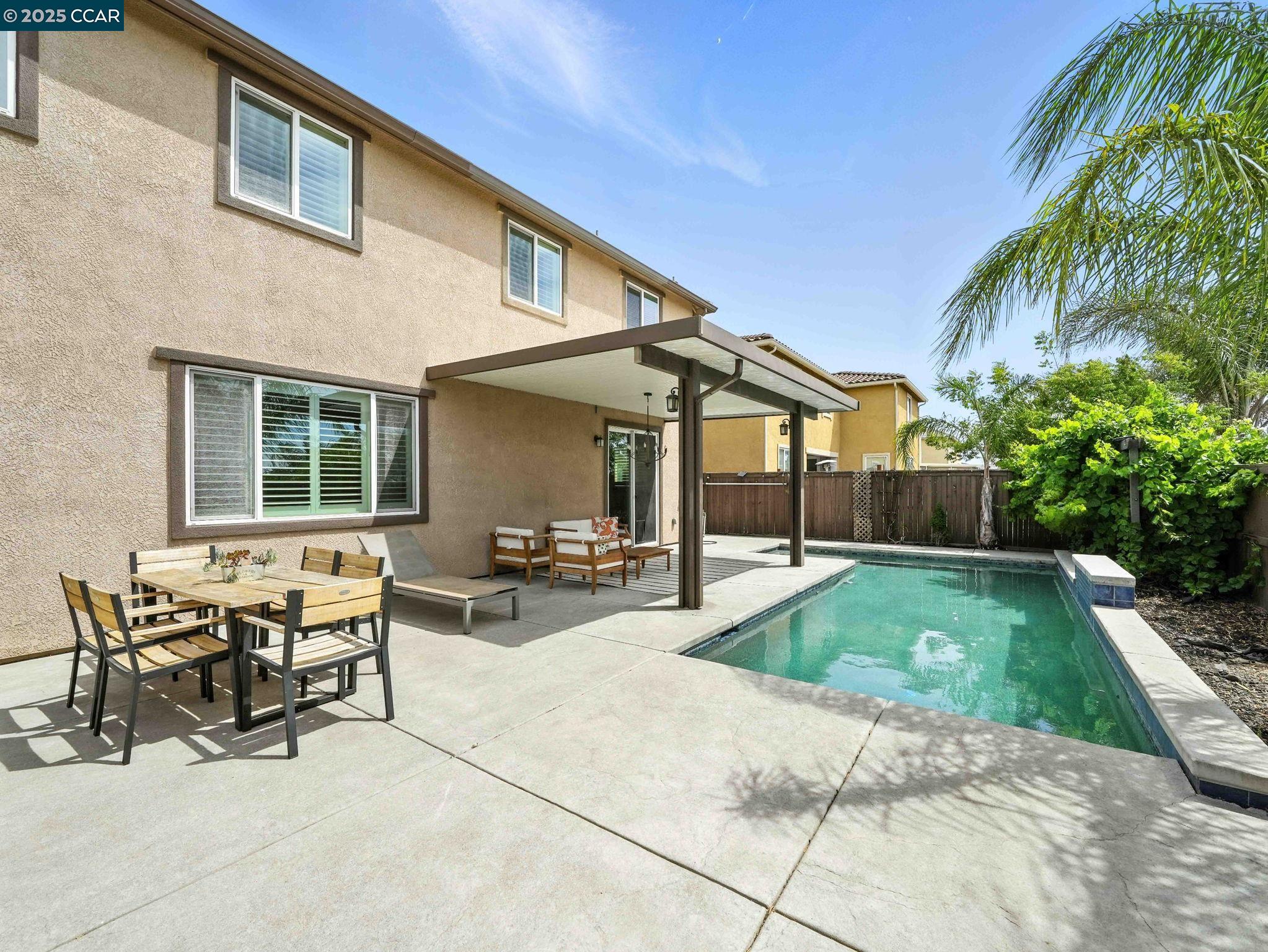 Detail Gallery Image 38 of 51 For 2433 Sanders Ln, Fairfield,  CA 94533 - 4 Beds | 2/1 Baths