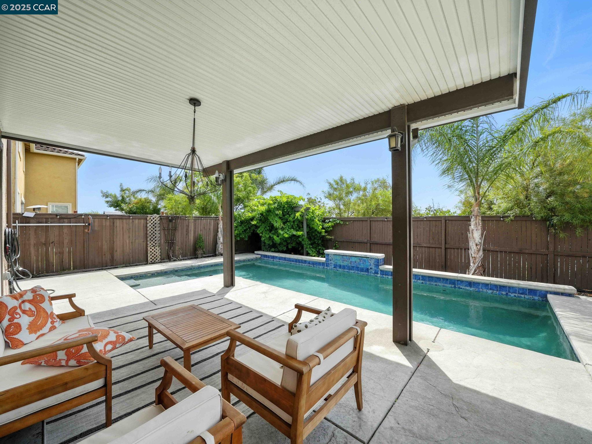 Detail Gallery Image 41 of 51 For 2433 Sanders Ln, Fairfield,  CA 94533 - 4 Beds | 2/1 Baths