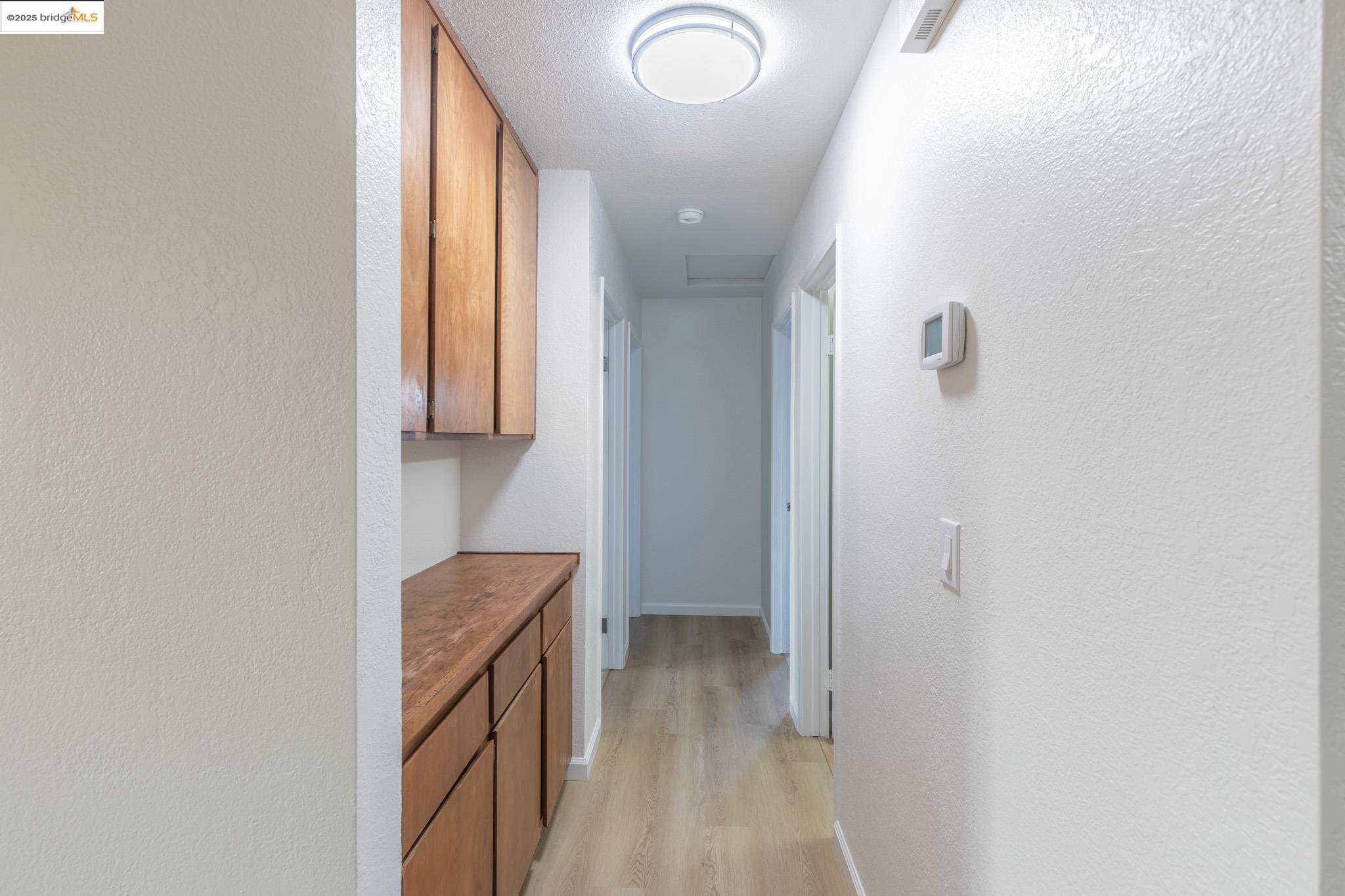 Detail Gallery Image 17 of 37 For 2035 Monterey Dr, Livermore,  CA 94551 - 3 Beds | 2 Baths