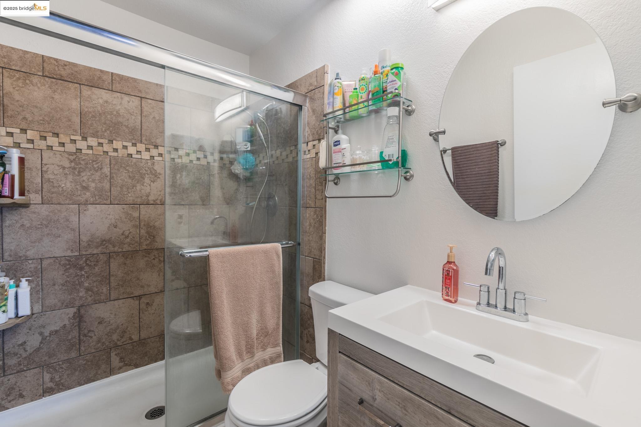 Detail Gallery Image 22 of 37 For 2035 Monterey Dr, Livermore,  CA 94551 - 3 Beds | 2 Baths