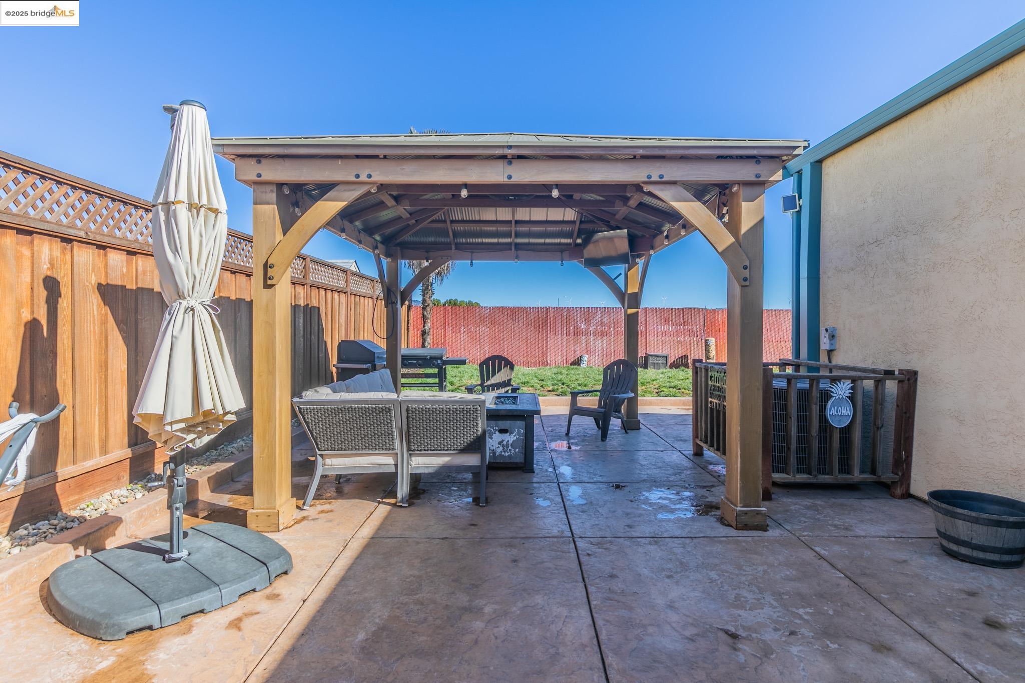Detail Gallery Image 26 of 37 For 2035 Monterey Dr, Livermore,  CA 94551 - 3 Beds | 2 Baths